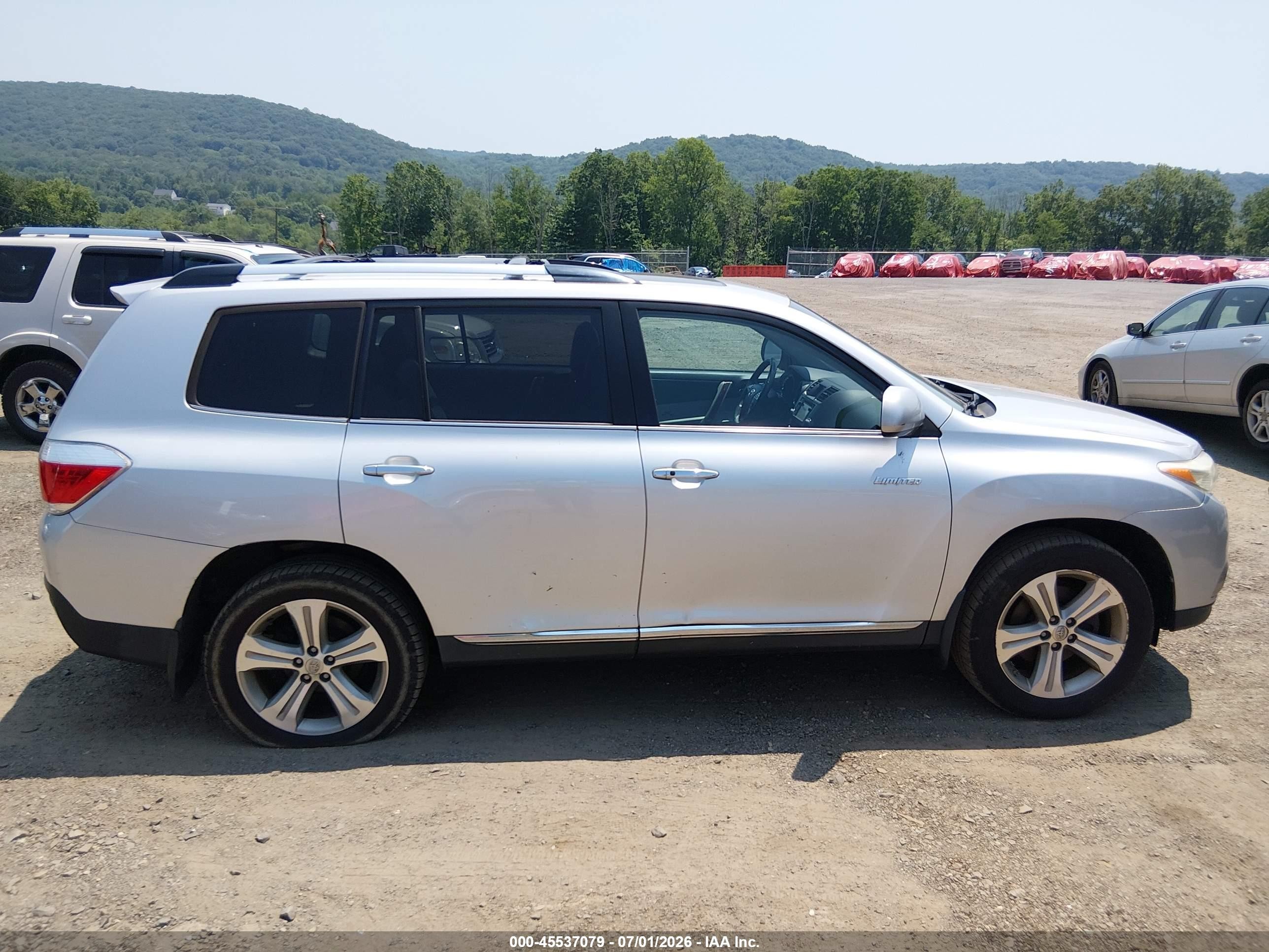 2013 Toyota Highlander Limited V6 Silver vin: 5TDDK3EH8DS273136