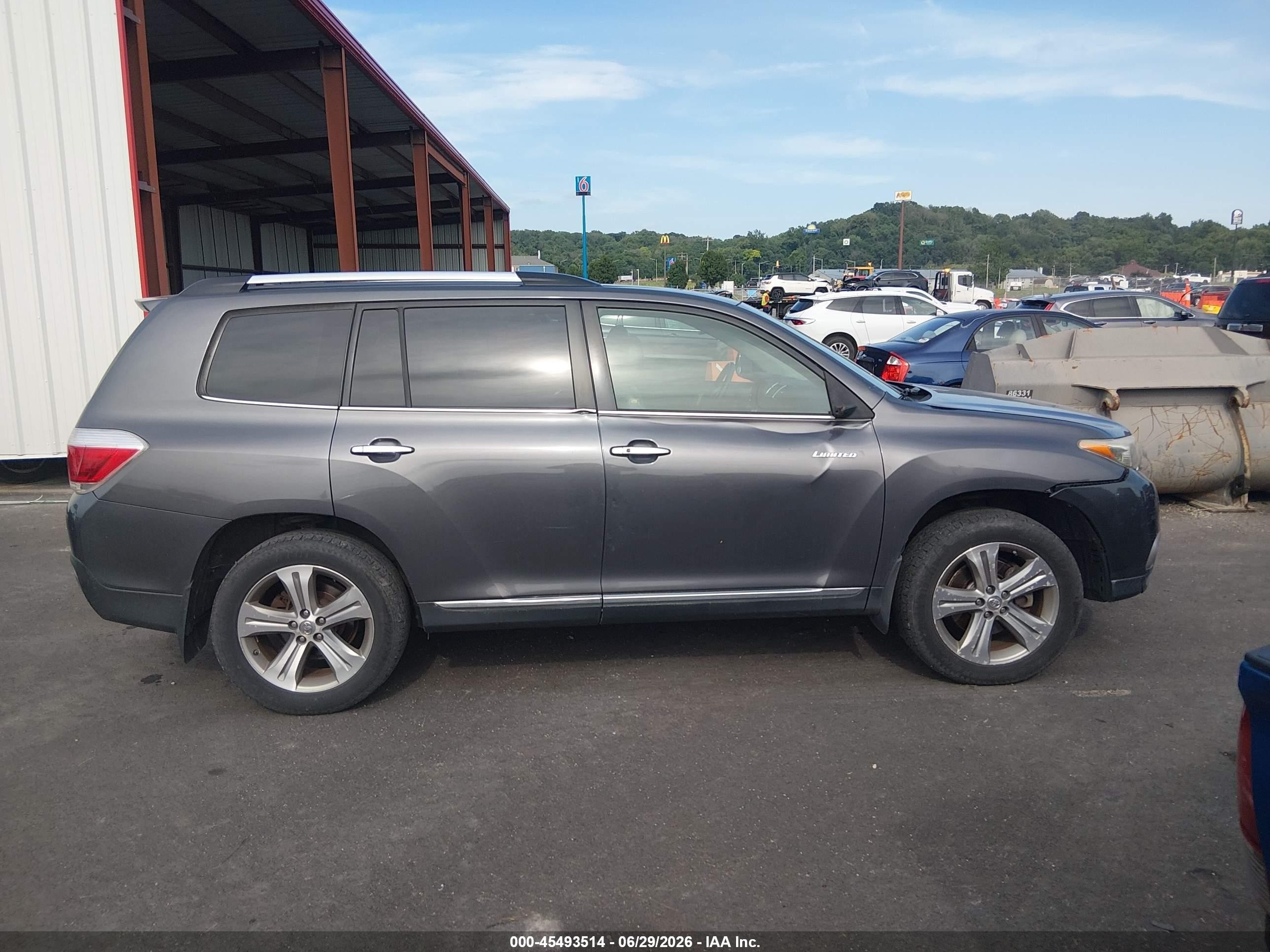 2011 Toyota Highlander Limited V6 Gray vin: 5TDDK3EH9BS058779