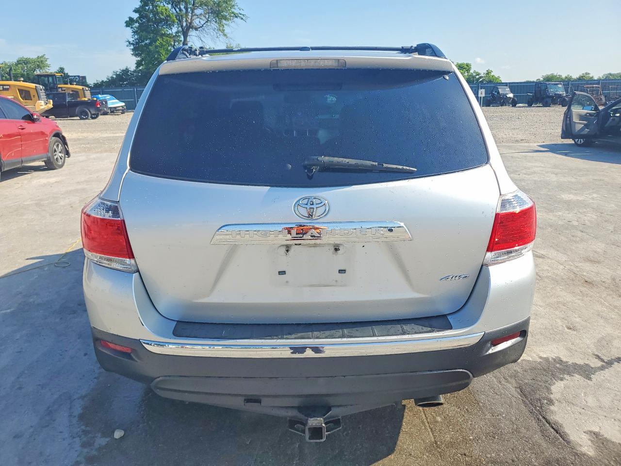 2011 Toyota Highlander Limited Silver vin: 5TDDK3EH9BS071807