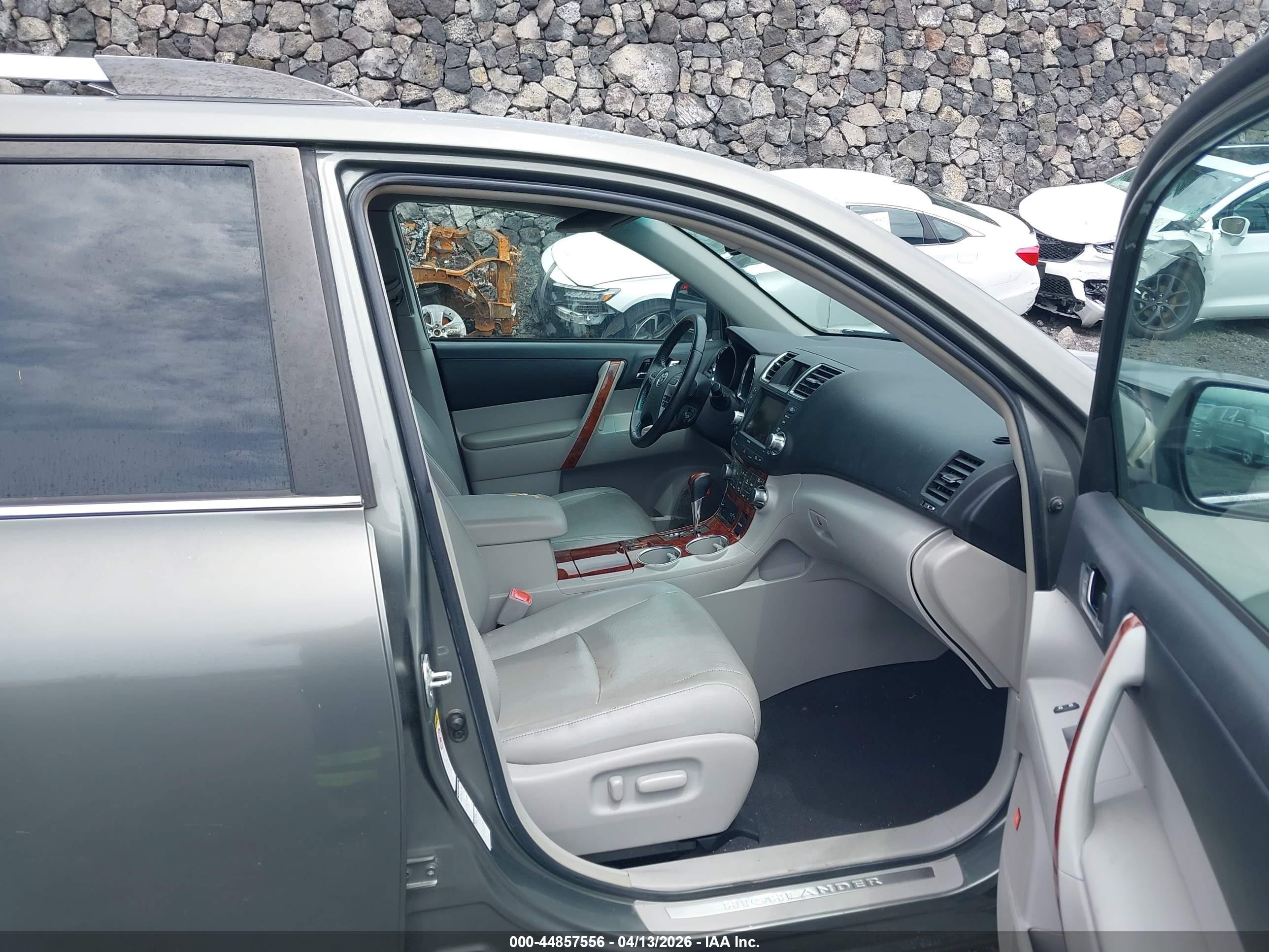 2012 Toyota Highlander Limited V6 Green vin: 5TDDK3EH9CS097227