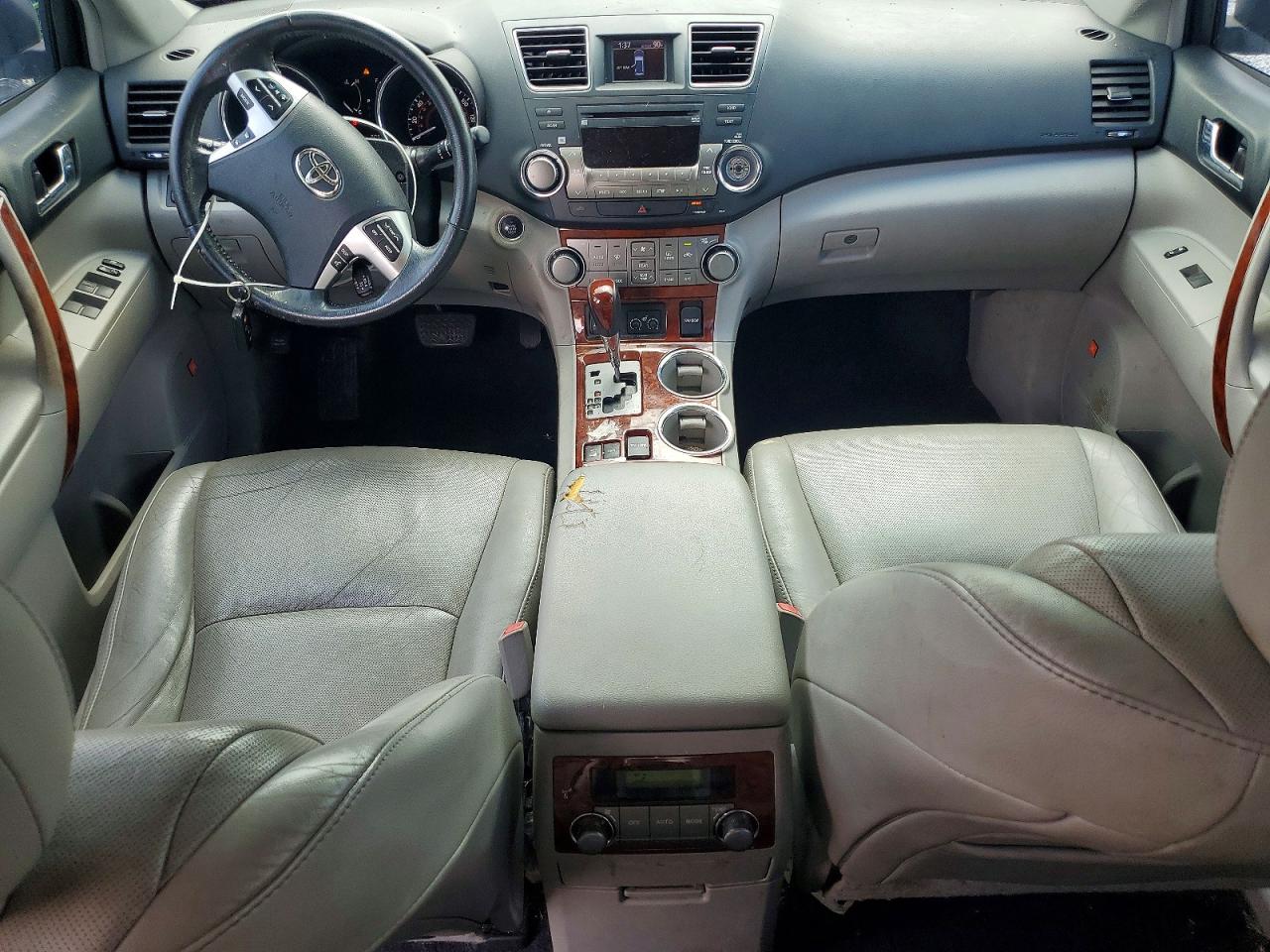 2012 Toyota Highlander Limited Silver vin: 5TDDK3EH9CS099379