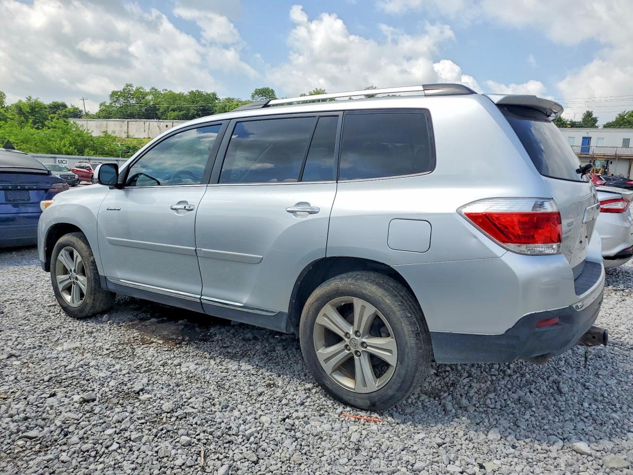 2012 Toyota Highlander Limited Silver vin: 5TDDK3EH9CS099379