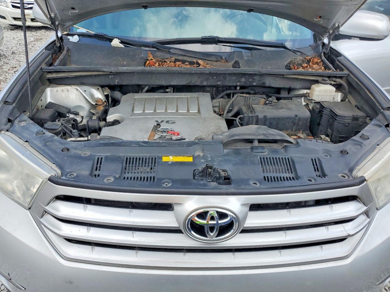 2012 Toyota Highlander Limited Silver vin: 5TDDK3EH9CS099379