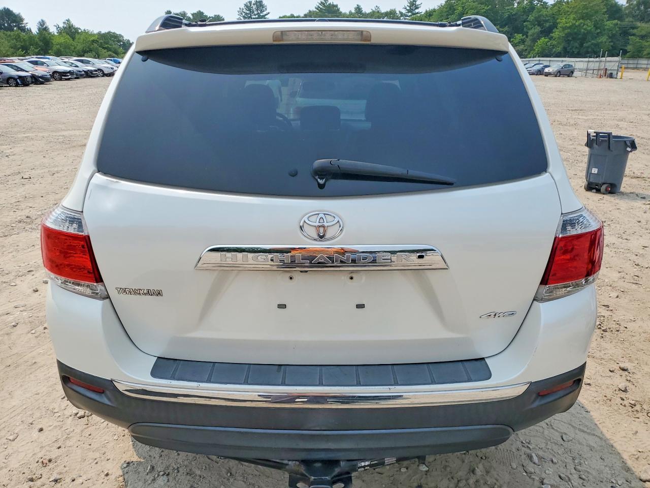 2012 Toyota Highlander Limited White vin: 5TDDK3EH9CS120859