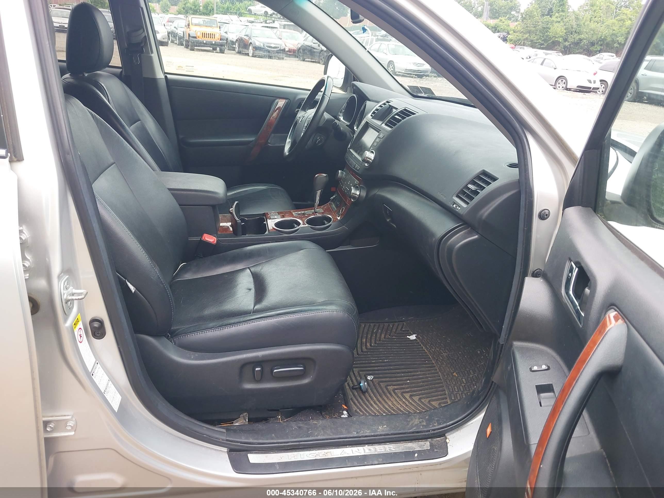 2012 Toyota Highlander Limited Silver vin: 5TDDK3EH9CS129643