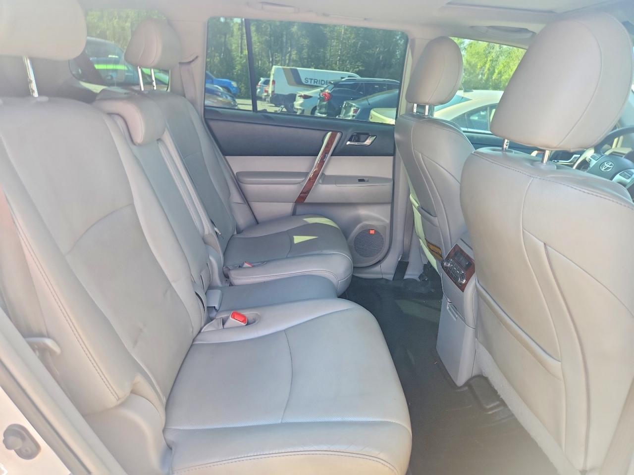 2012 Toyota Highlander Limited Белый vin: 5TDDK3EH9CS135152
