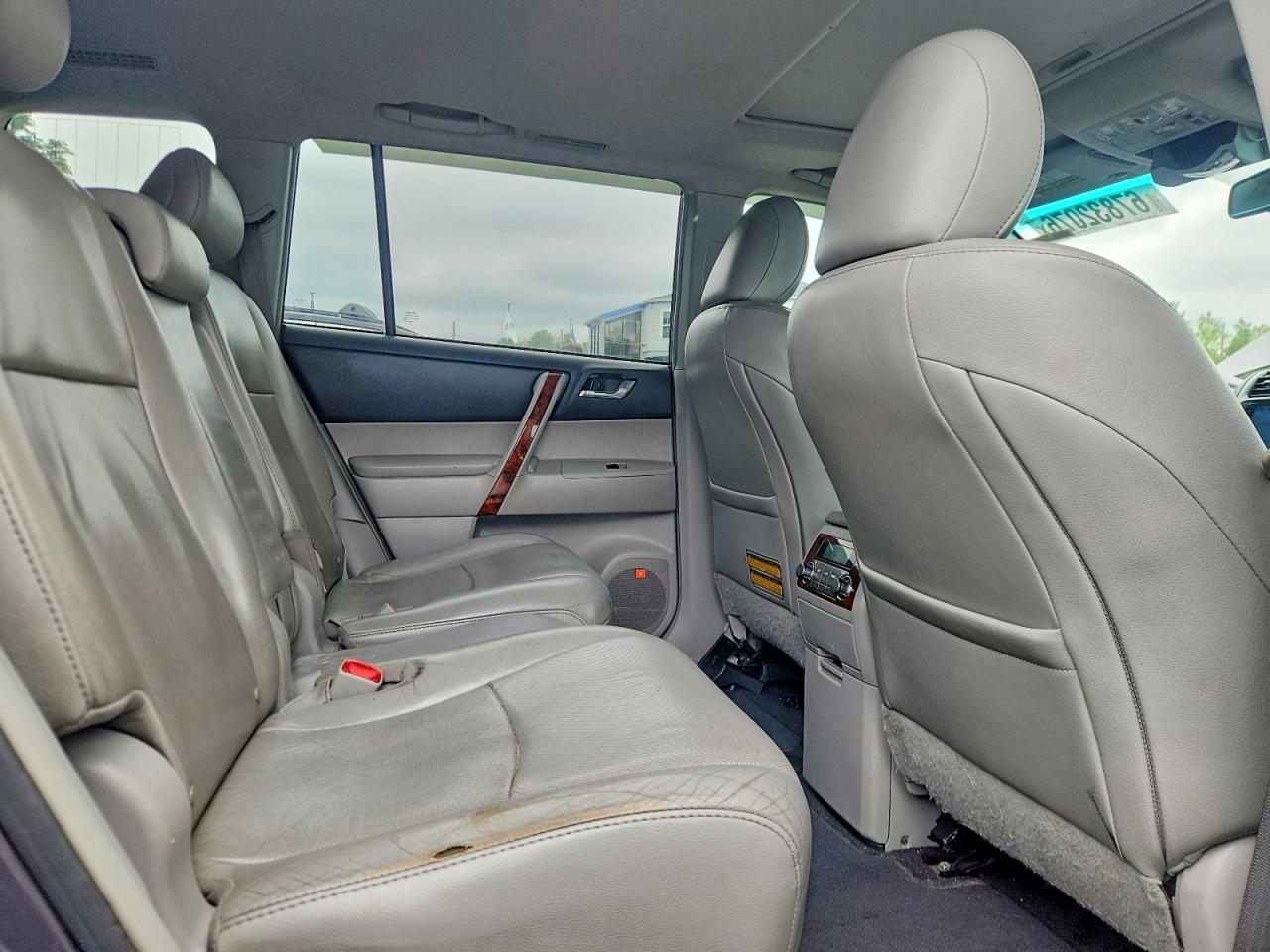 2012 Toyota Highlander Limited Silver vin: 5TDDK3EH9CS153666