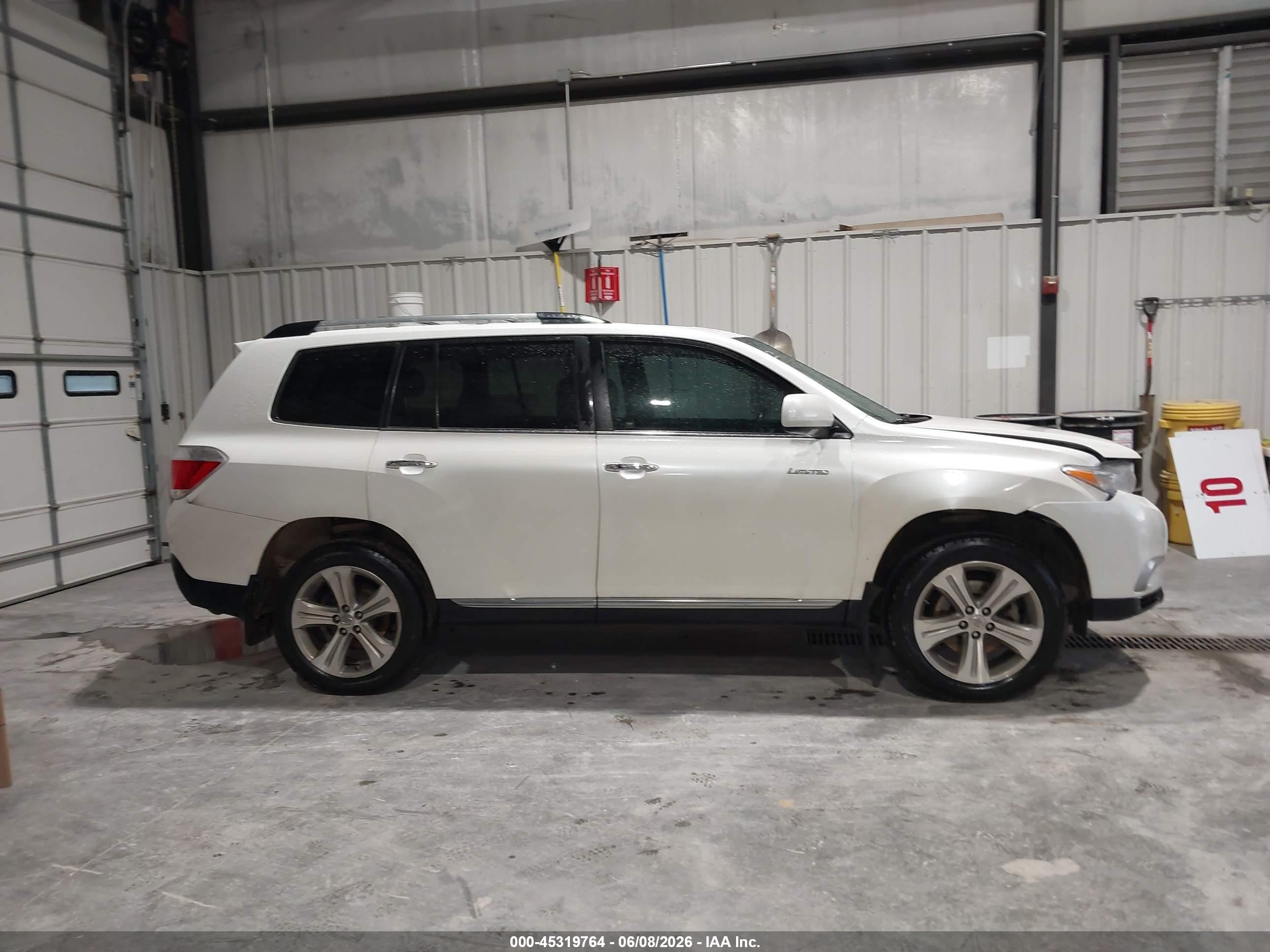 2013 Toyota Highlander Limited V6 Белый vin: 5TDDK3EH9DS238458