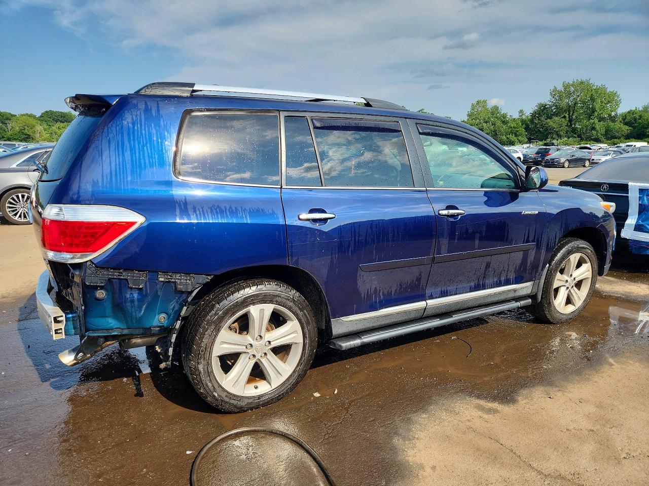 2013 Toyota Highlander Limited Blue vin: 5TDDK3EHXDS202035