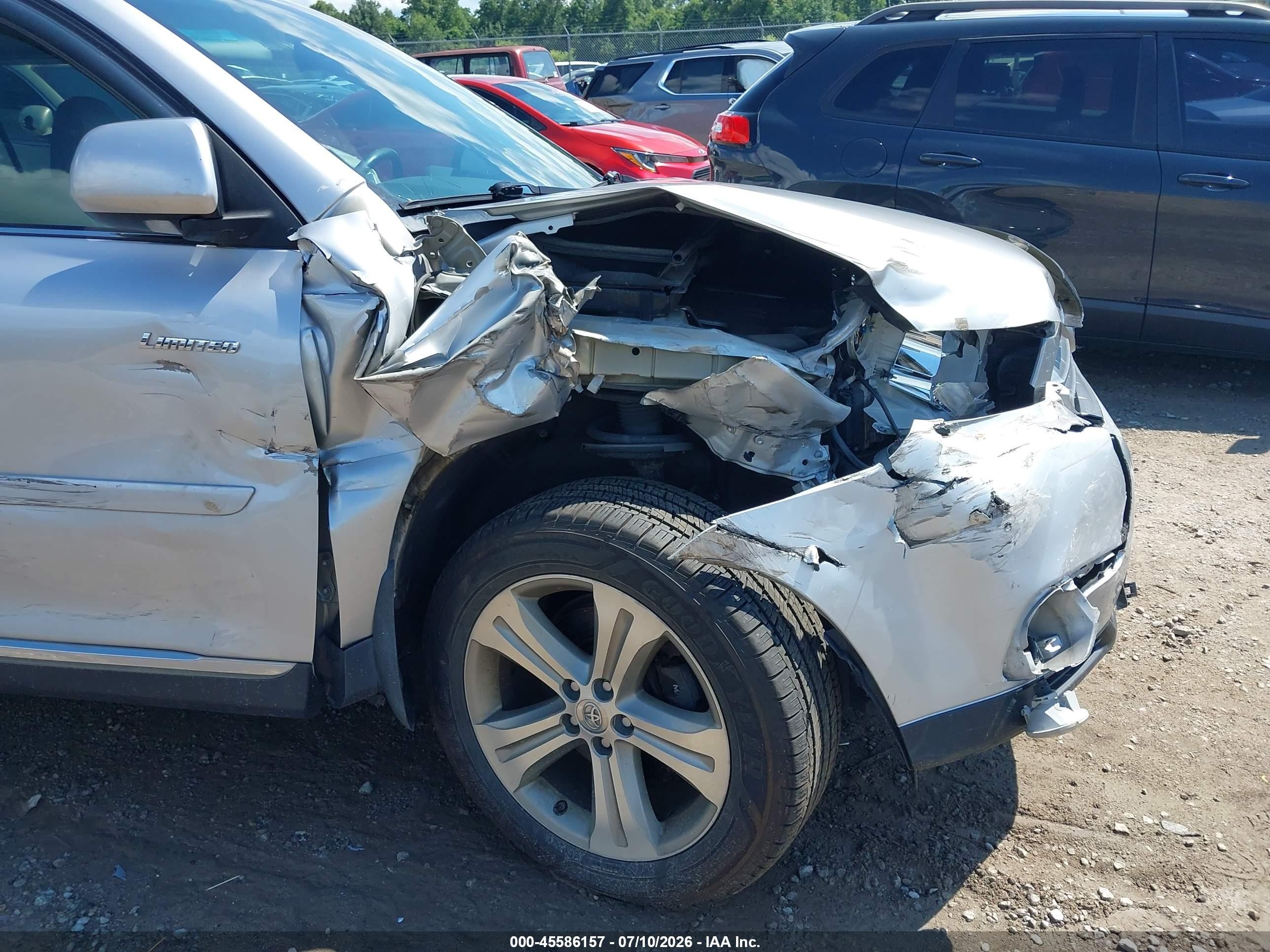 2013 Toyota Highlander Limited V6 Серебряный vin: 5TDDK3EHXDS224987