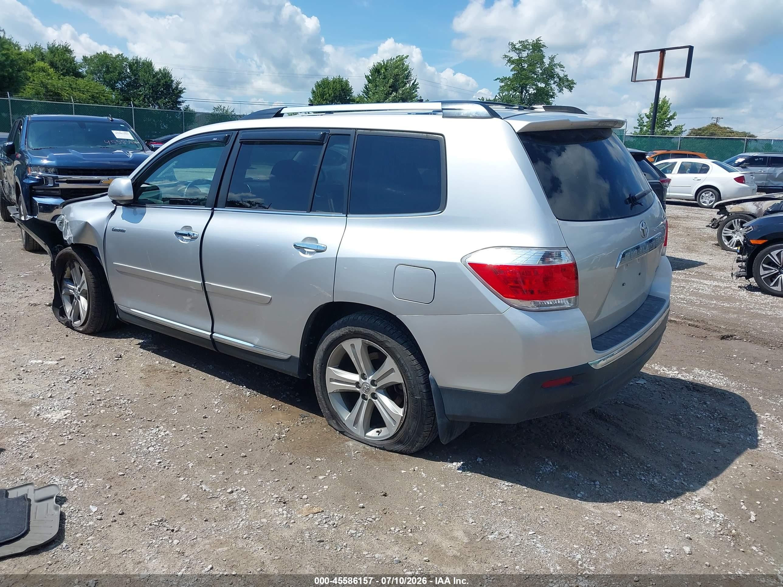2013 Toyota Highlander Limited V6 Серебряный vin: 5TDDK3EHXDS224987