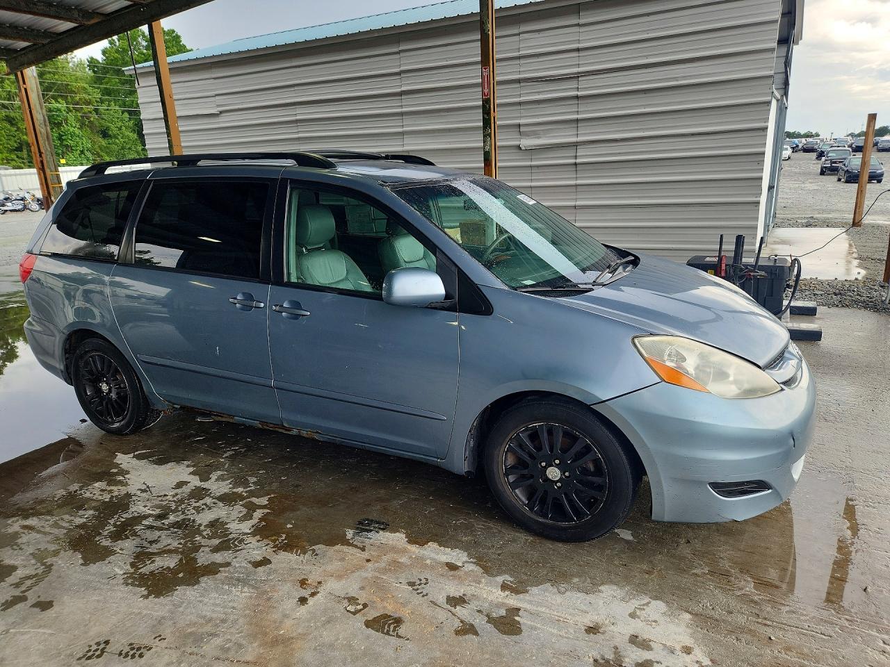2010 Toyota Sienna Xle Blue vin: 5TDDK4CC1AS028249