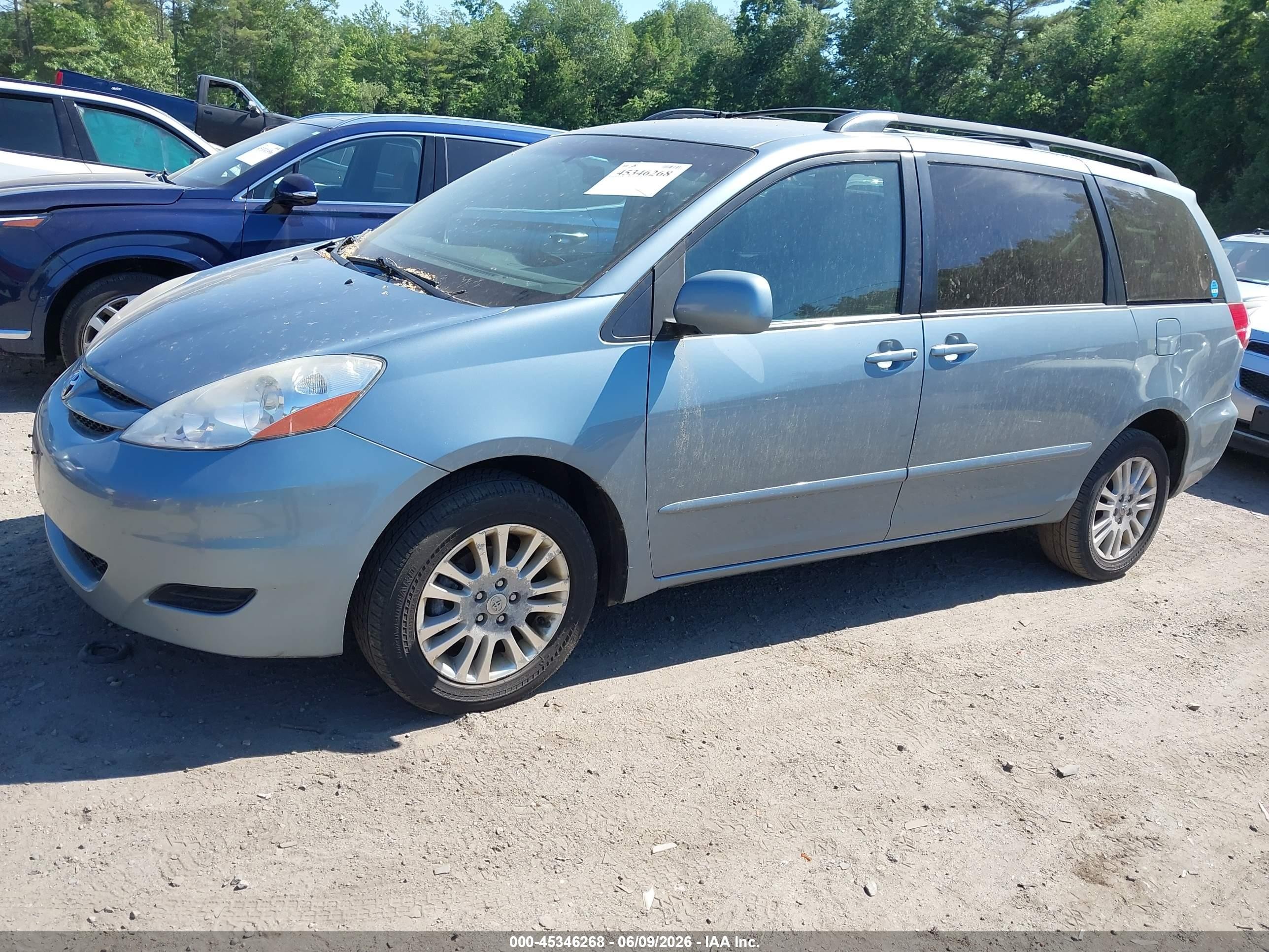 2010 Toyota Sienna Xle Green vin: 5TDDK4CC3AS032545