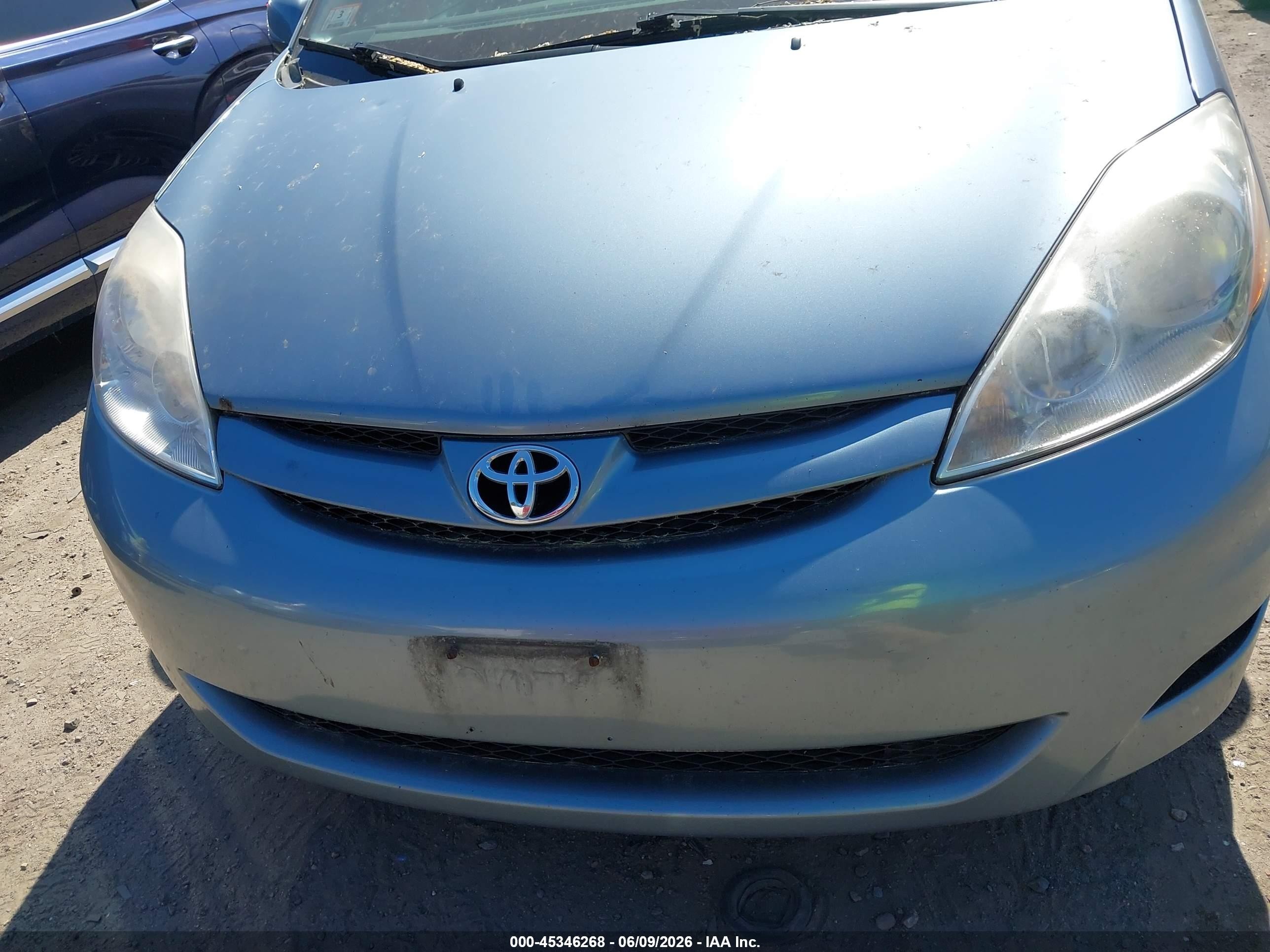 2010 Toyota Sienna Xle Green vin: 5TDDK4CC3AS032545
