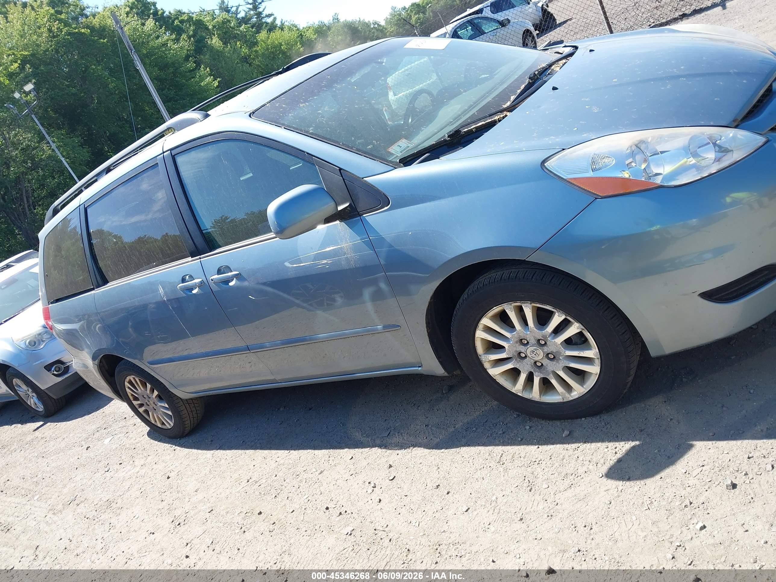 2010 Toyota Sienna Xle Green vin: 5TDDK4CC3AS032545