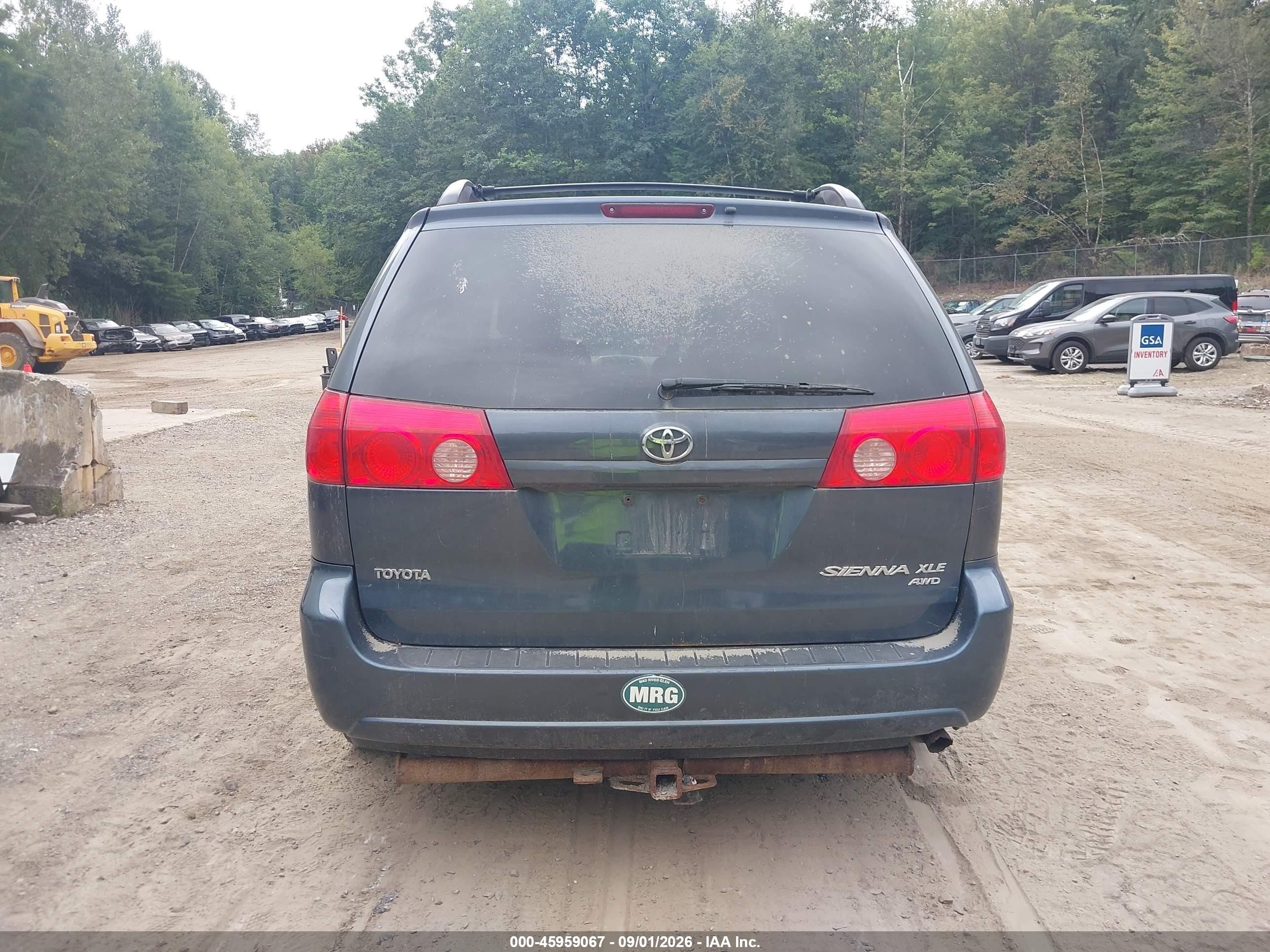 2010 Toyota Sienna Xle Blue vin: 5TDDK4CC9AS028998
