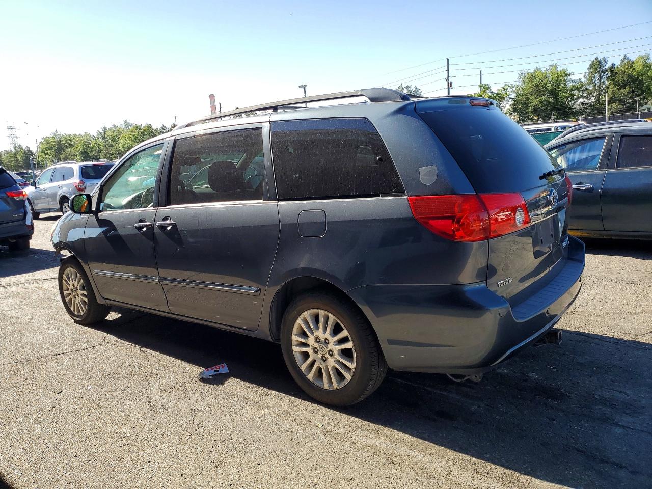 2010 Toyota Sienna Xle Limited Gray vin: 5TDDK4CC9AS033330