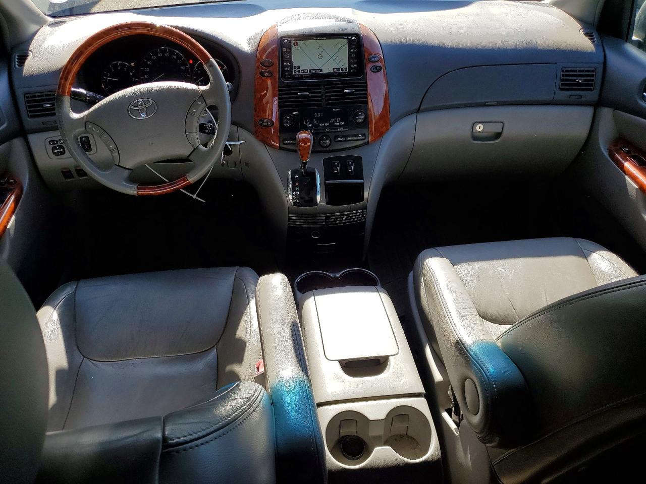 2010 Toyota Sienna Xle Limited Gray vin: 5TDDK4CC9AS033330