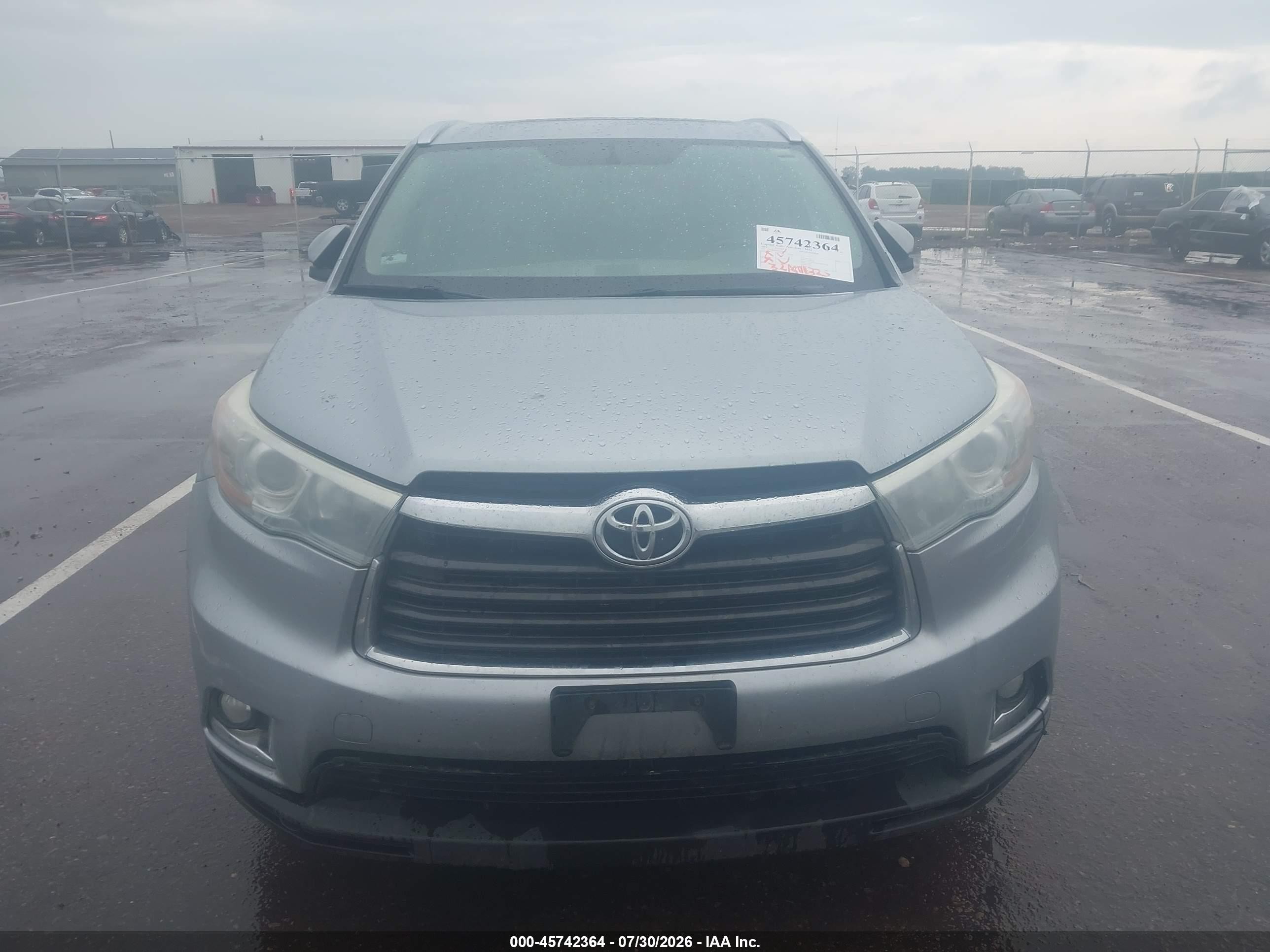 2014 Toyota Highlander Limited V6 Серебряный vin: 5TDDKRFH0ES046932
