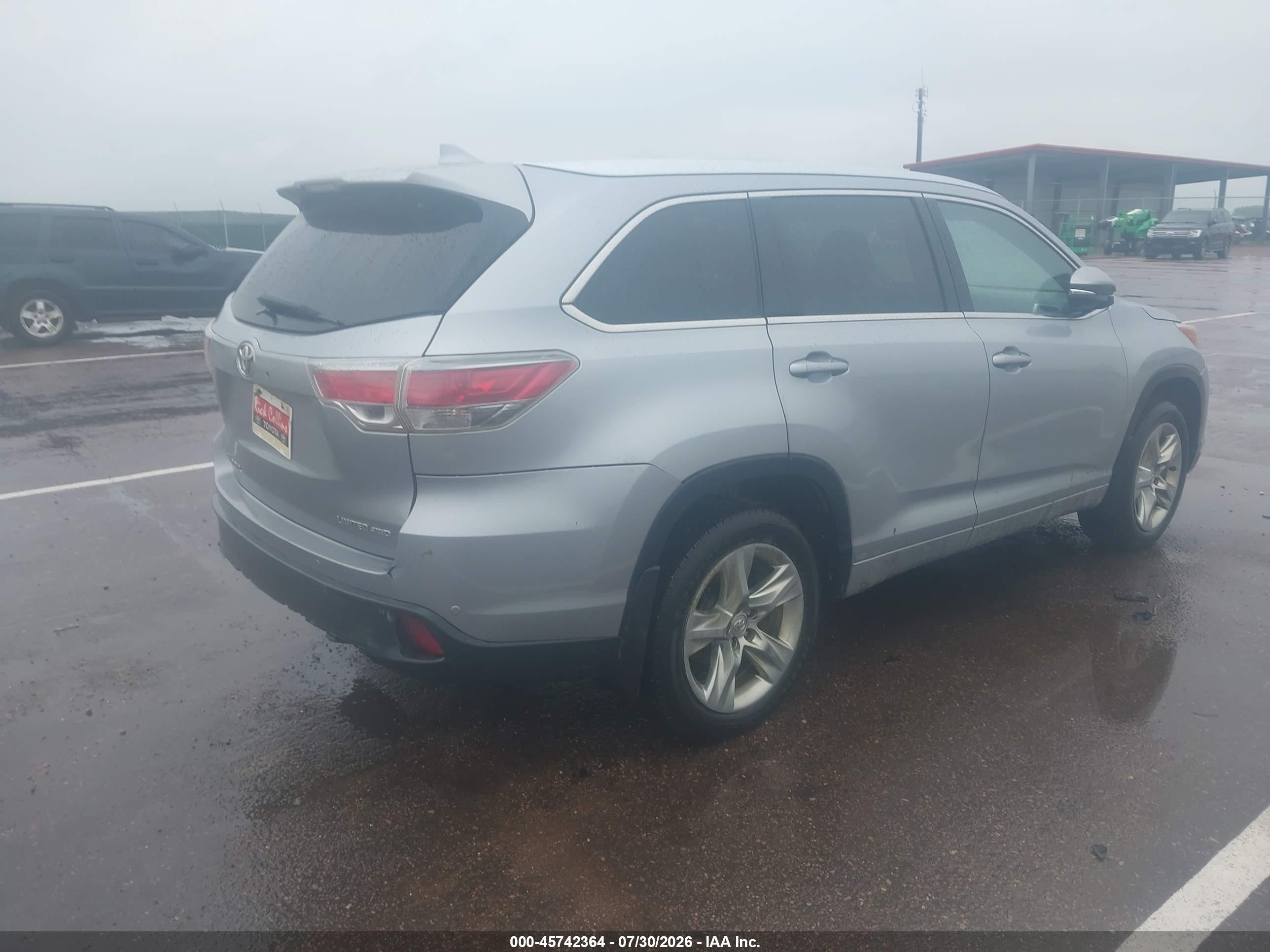 2014 Toyota Highlander Limited V6 Серебряный vin: 5TDDKRFH0ES046932