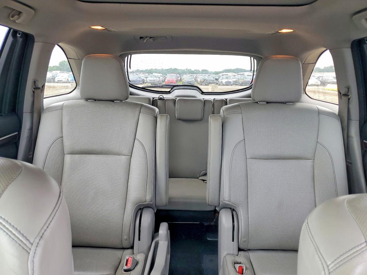 2015 Toyota Highlander Limited Platinum Gray vin: 5TDDKRFH0FS102482