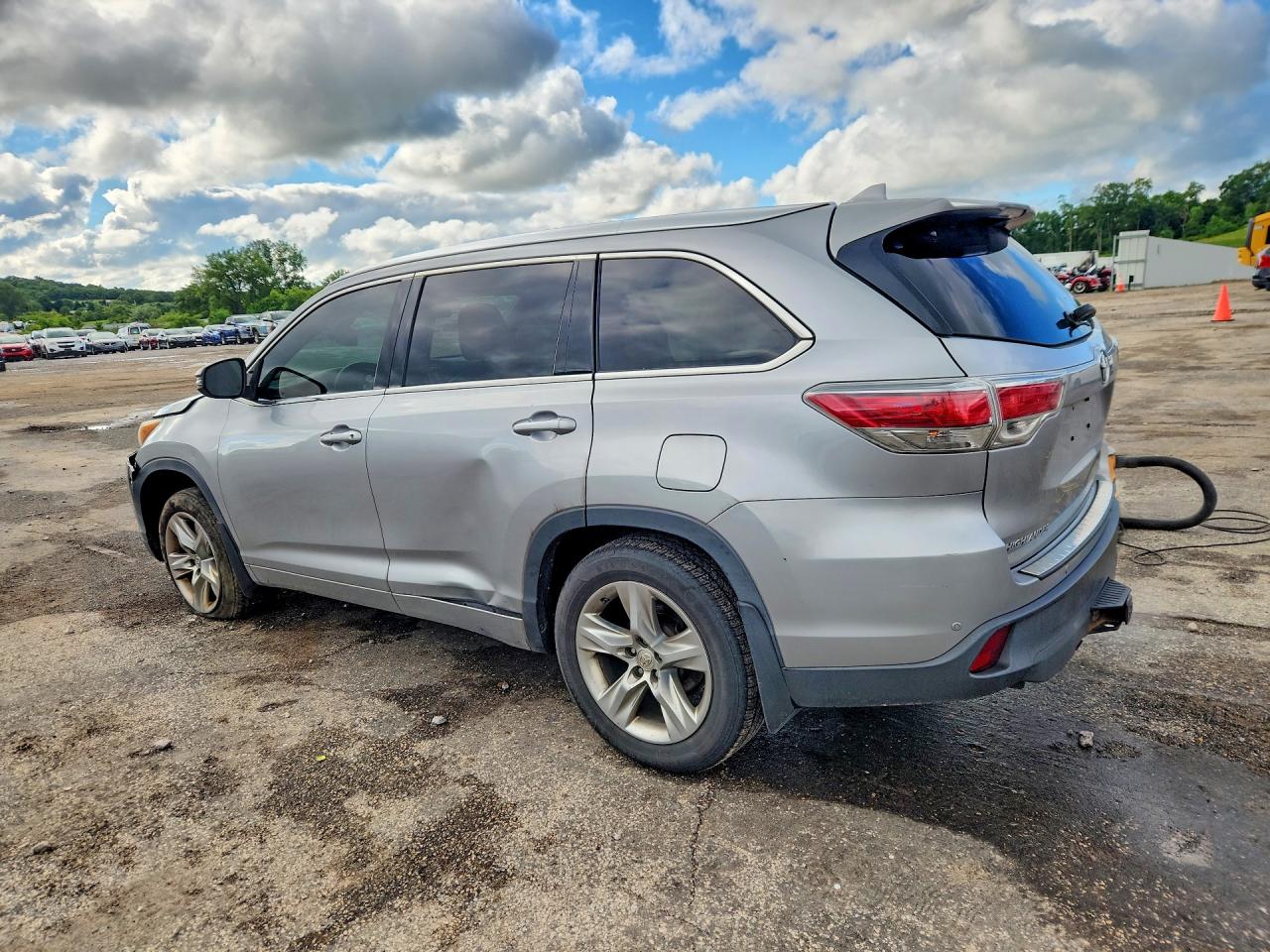 2015 Toyota Highlander Limited Platinum Silver vin: 5TDDKRFH0FS118830