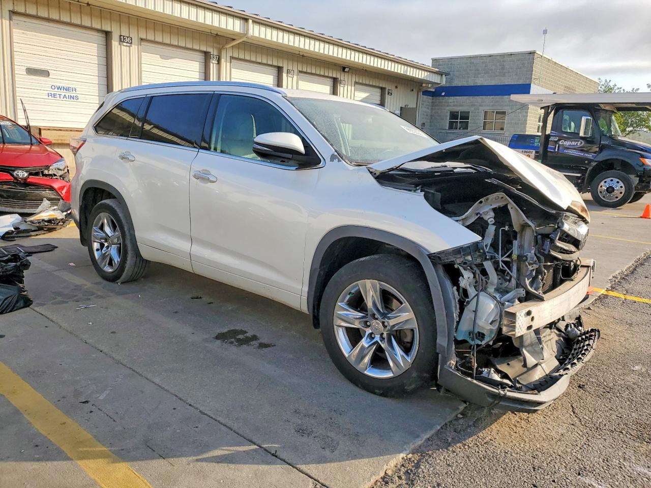 2015 Toyota Highlander Limited White vin: 5TDDKRFH0FS126832