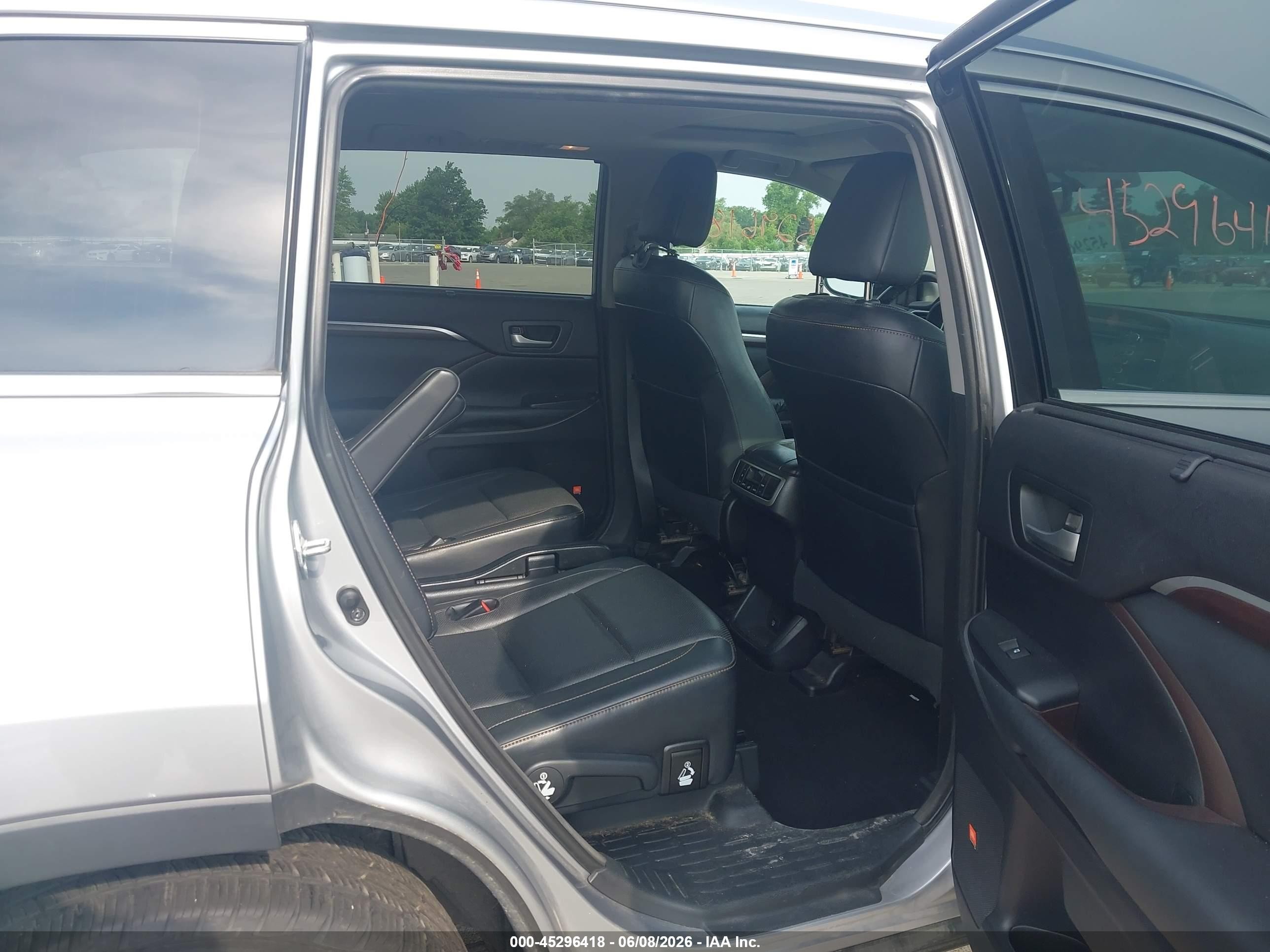 2015 Toyota Highlander Limited V6 Gray vin: 5TDDKRFH0FS131898