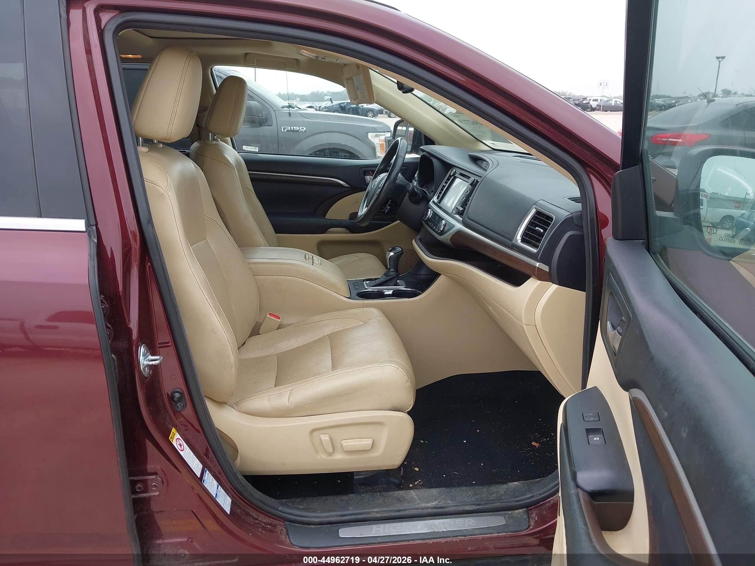 2015 Toyota Highlander Limited V6 Бордовый vin: 5TDDKRFH0FS141797