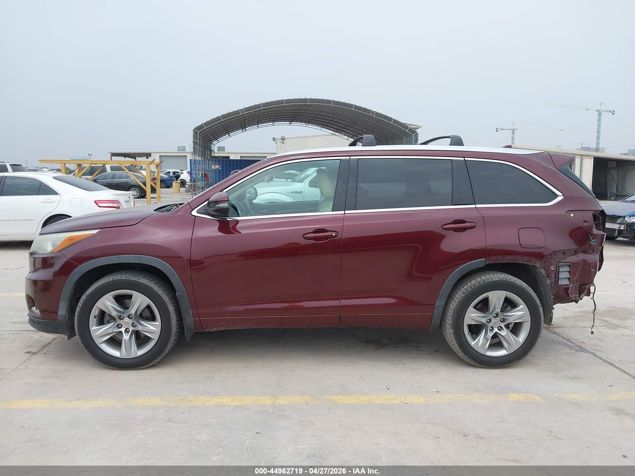 2015 Toyota Highlander Limited V6 Бордовый vin: 5TDDKRFH0FS141797