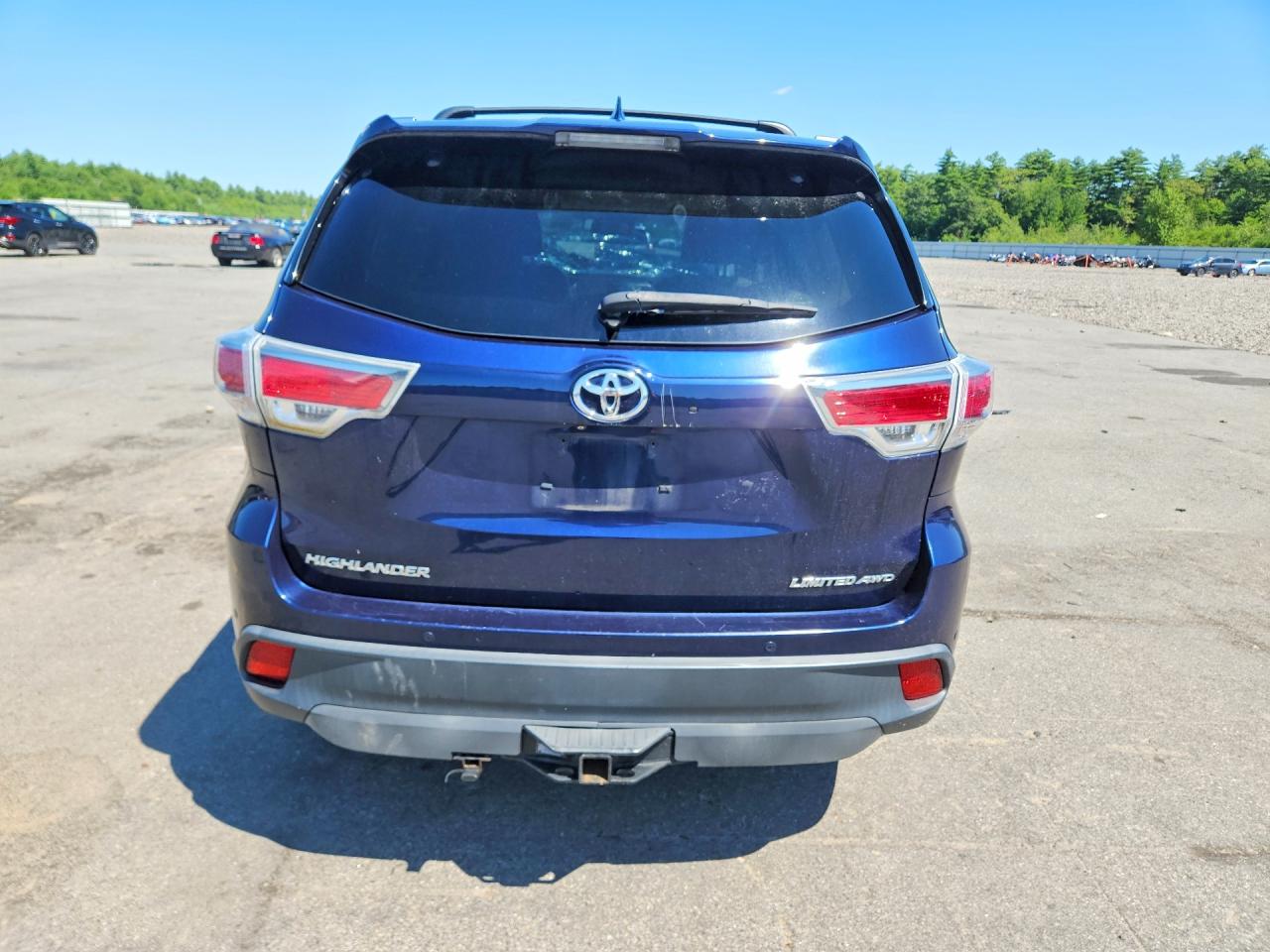 2015 Toyota Highlander Limited Platinum Blue vin: 5TDDKRFH0FS146465