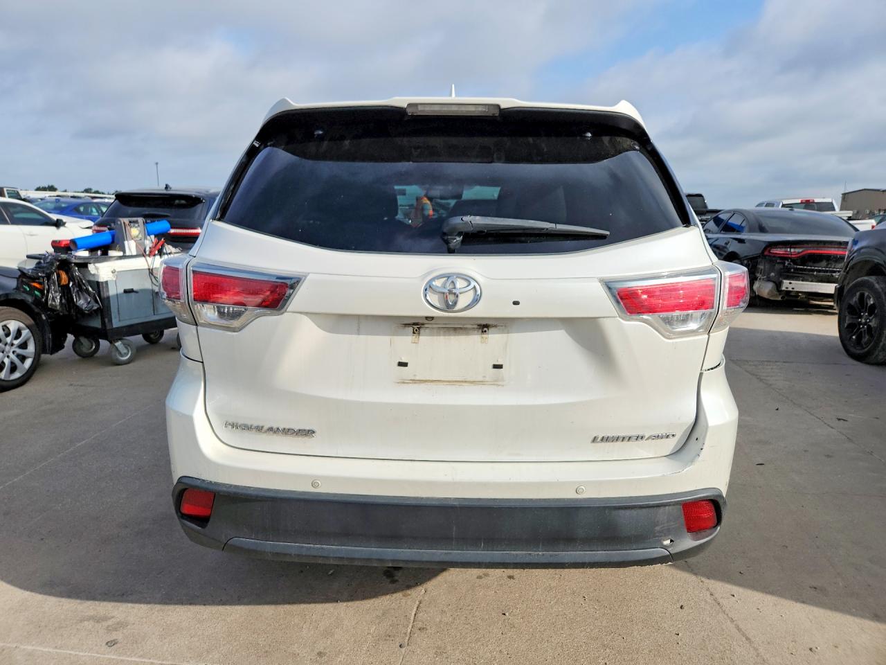2015 Toyota Highlander Limited Platinum Белый vin: 5TDDKRFH0FS178607