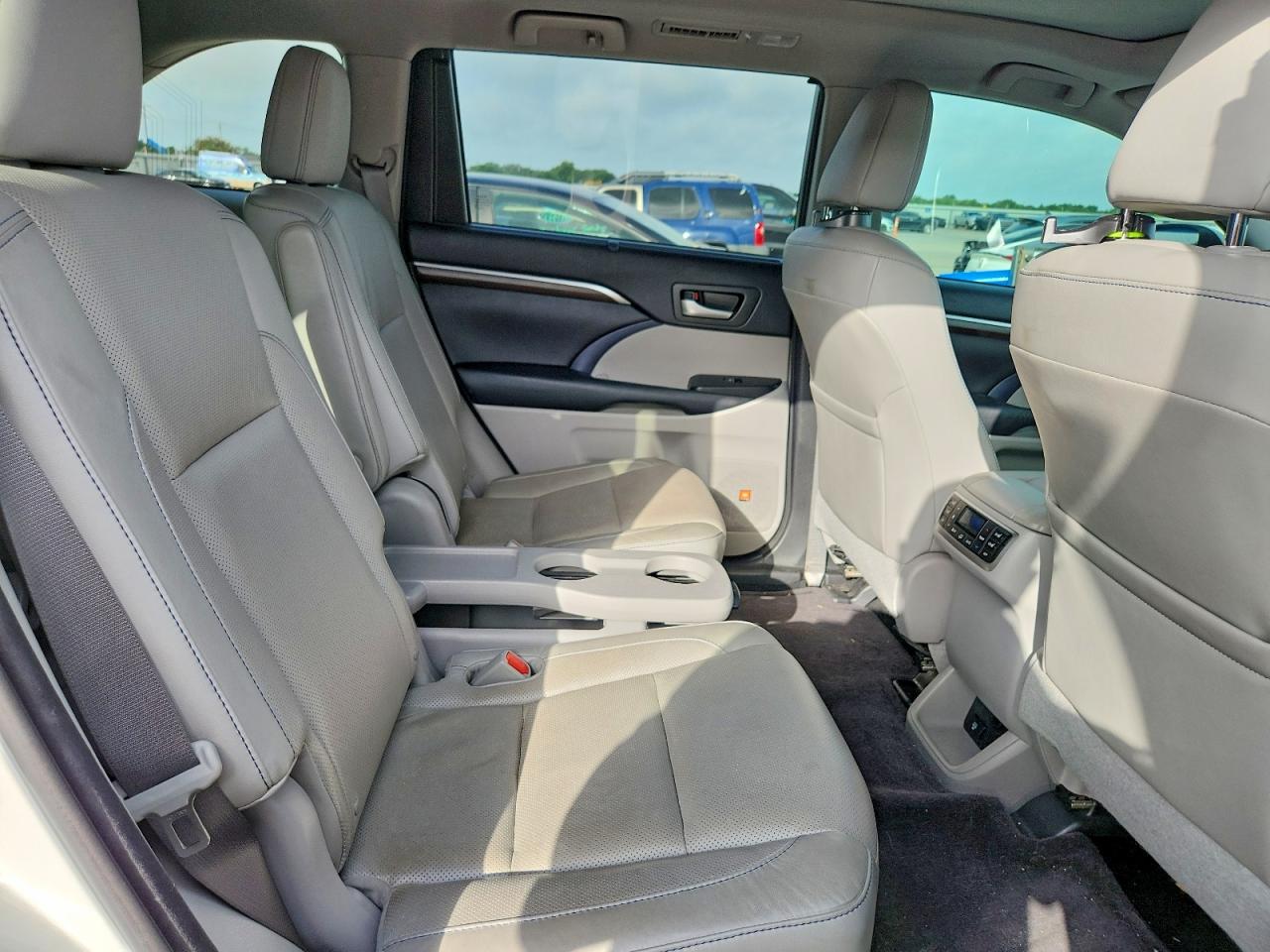2015 Toyota Highlander Limited Platinum Белый vin: 5TDDKRFH0FS178607