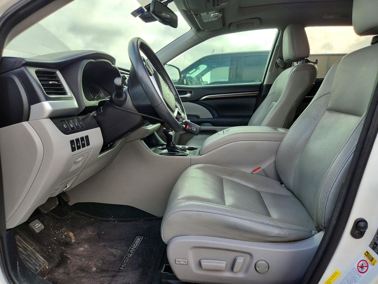 2015 Toyota Highlander Limited Platinum Белый vin: 5TDDKRFH0FS178607