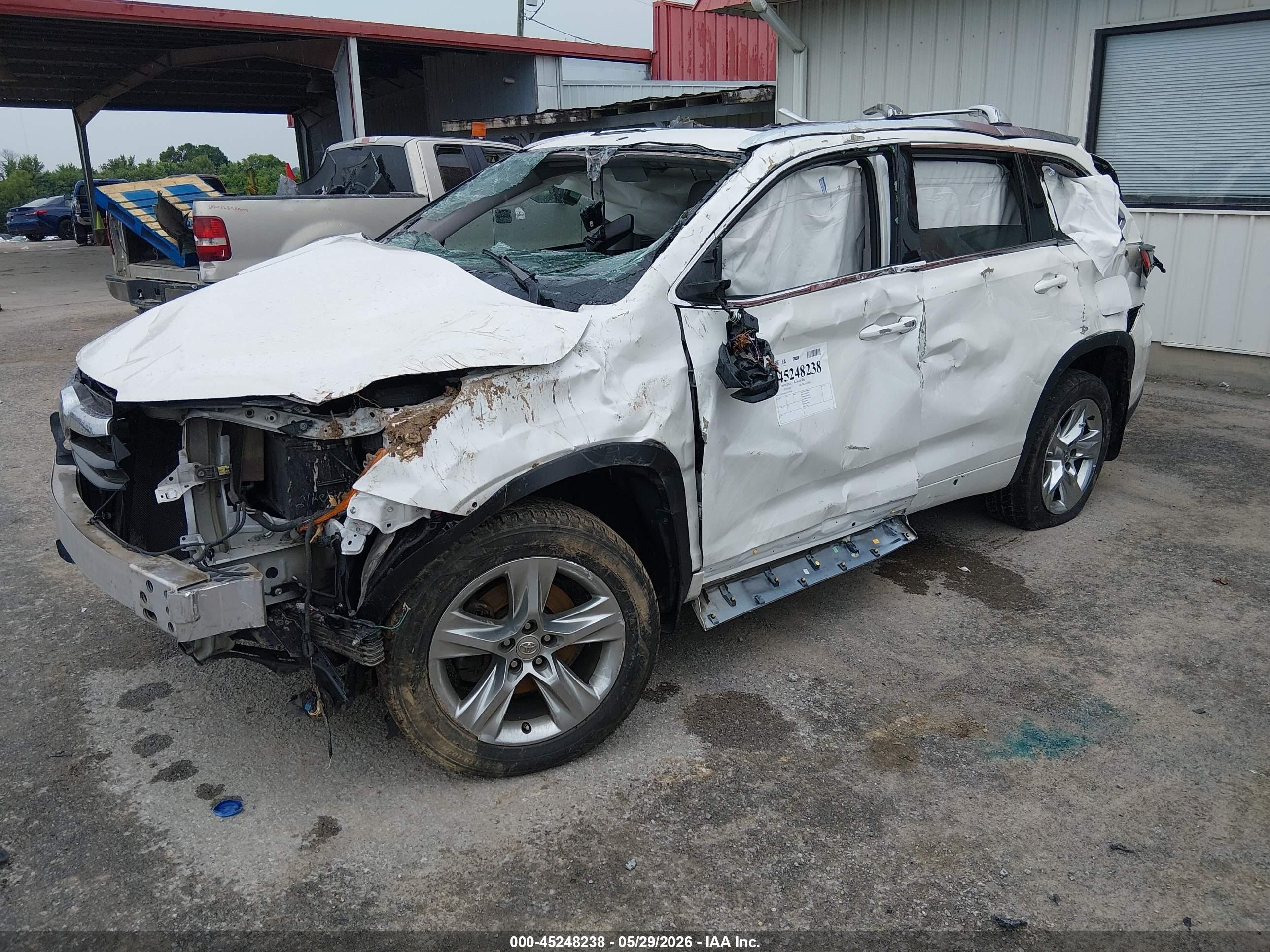 2015 Toyota Highlander Limited Platinum V6 White vin: 5TDDKRFH1FS179958