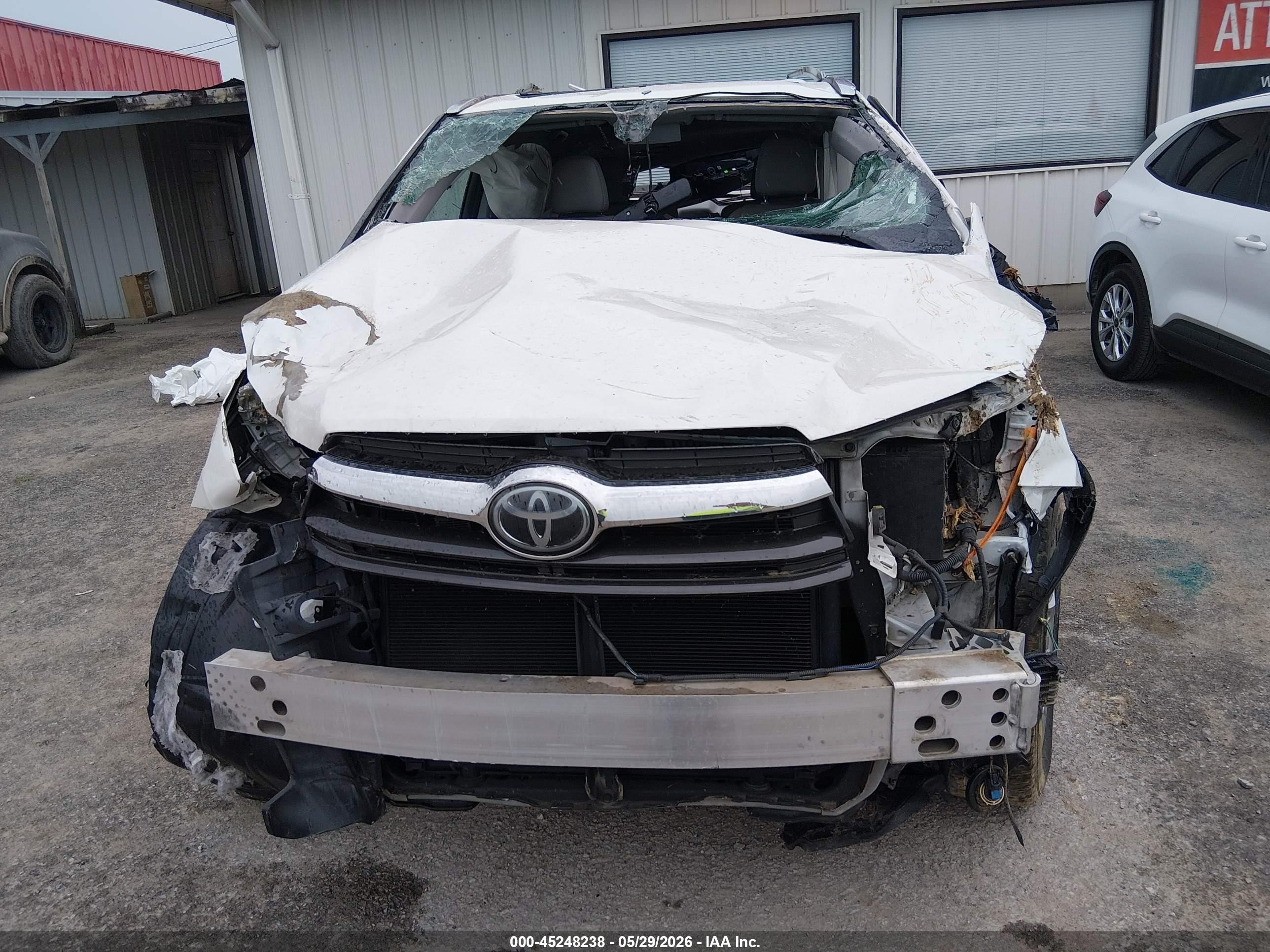 2015 Toyota Highlander Limited Platinum V6 White vin: 5TDDKRFH1FS179958