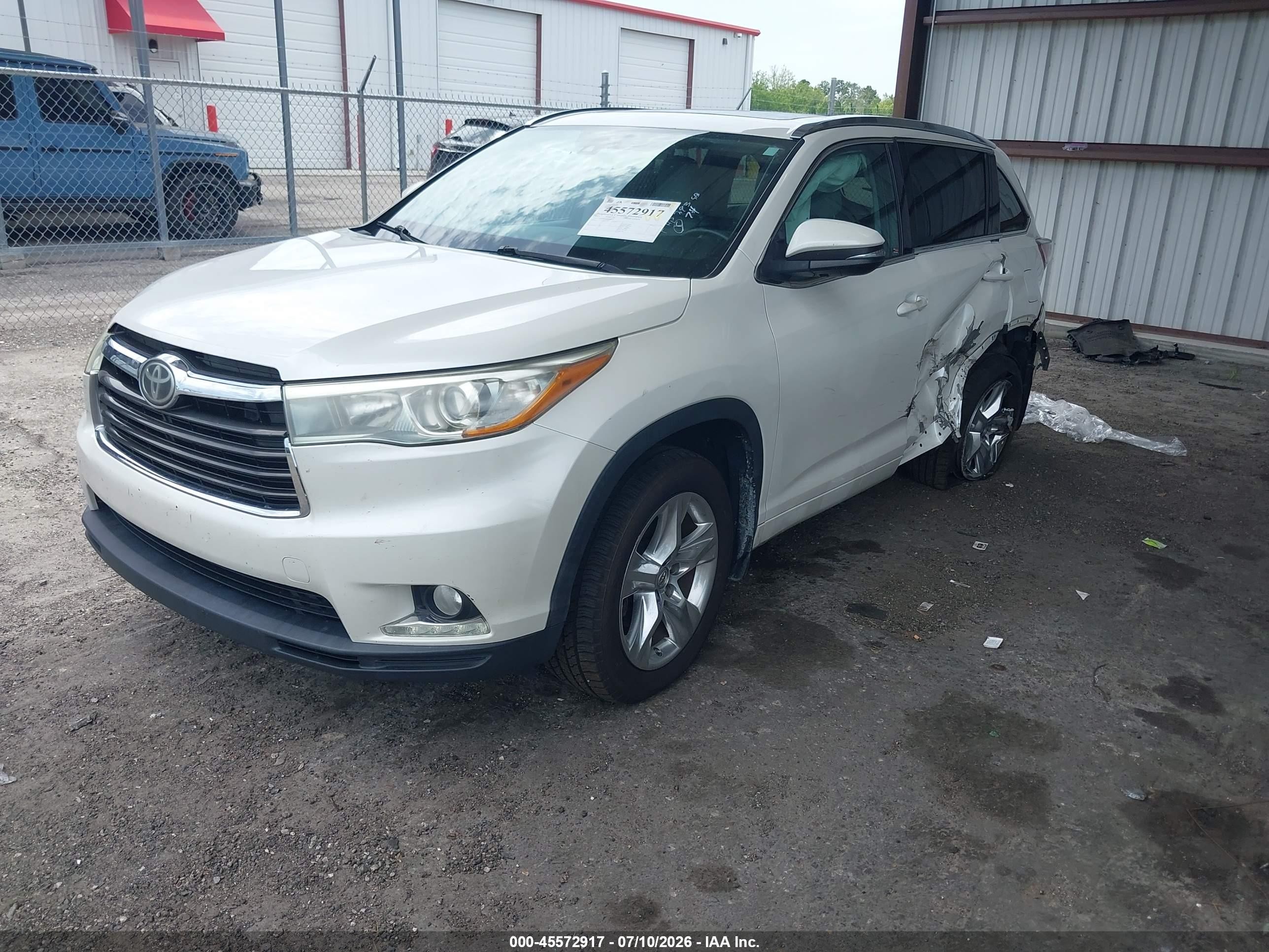 2015 Toyota Highlander Limited Platinum V6 White vin: 5TDDKRFH1FS208150