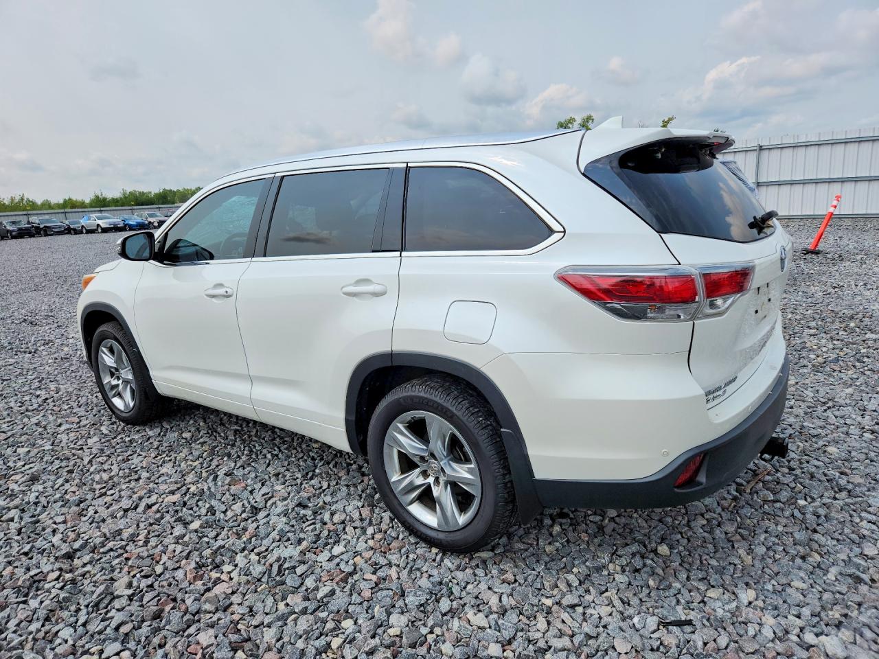 2015 Toyota Highlander Limited White vin: 5TDDKRFH1FS220718