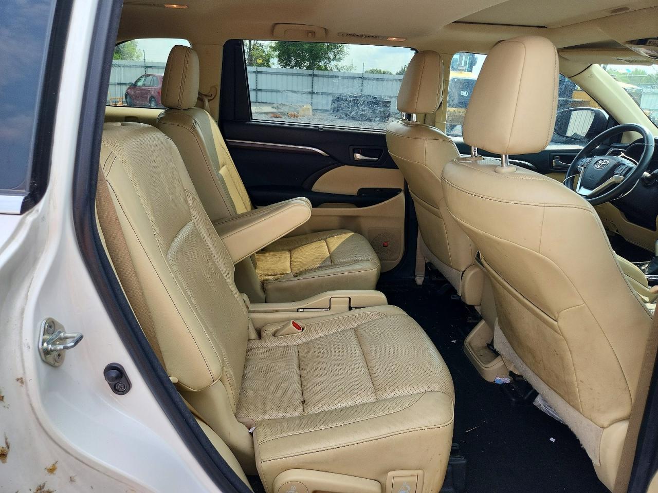 2015 Toyota Highlander Limited White vin: 5TDDKRFH1FS220718