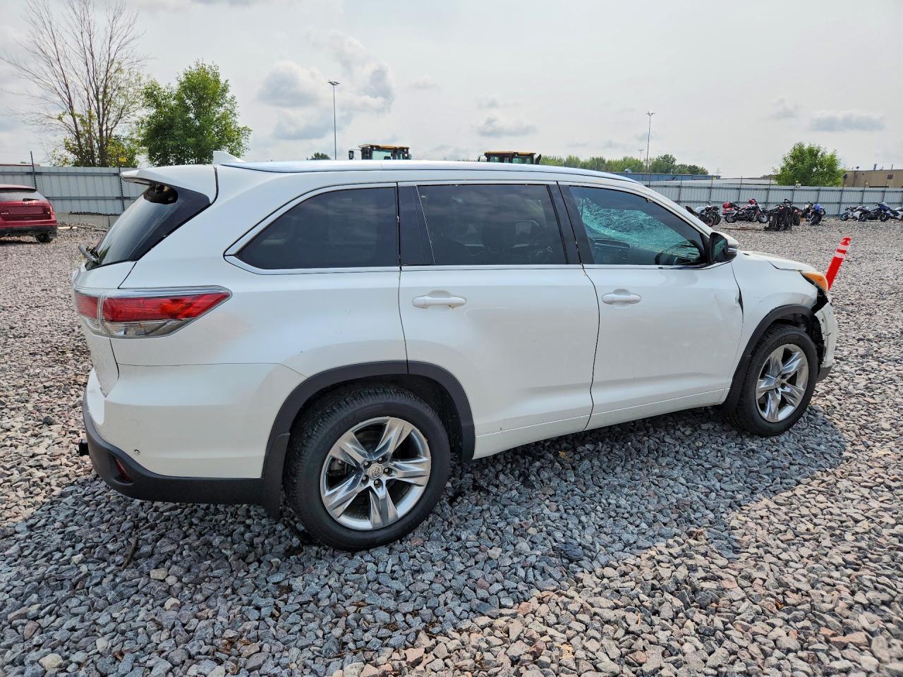 2015 Toyota Highlander Limited White vin: 5TDDKRFH1FS220718