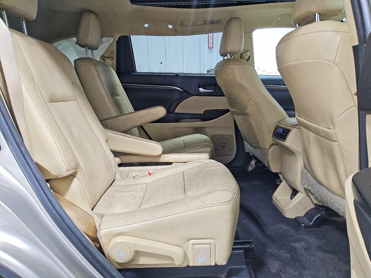 2014 Toyota Highlander Limited Platinum Tan vin: 5TDDKRFH2ES066096