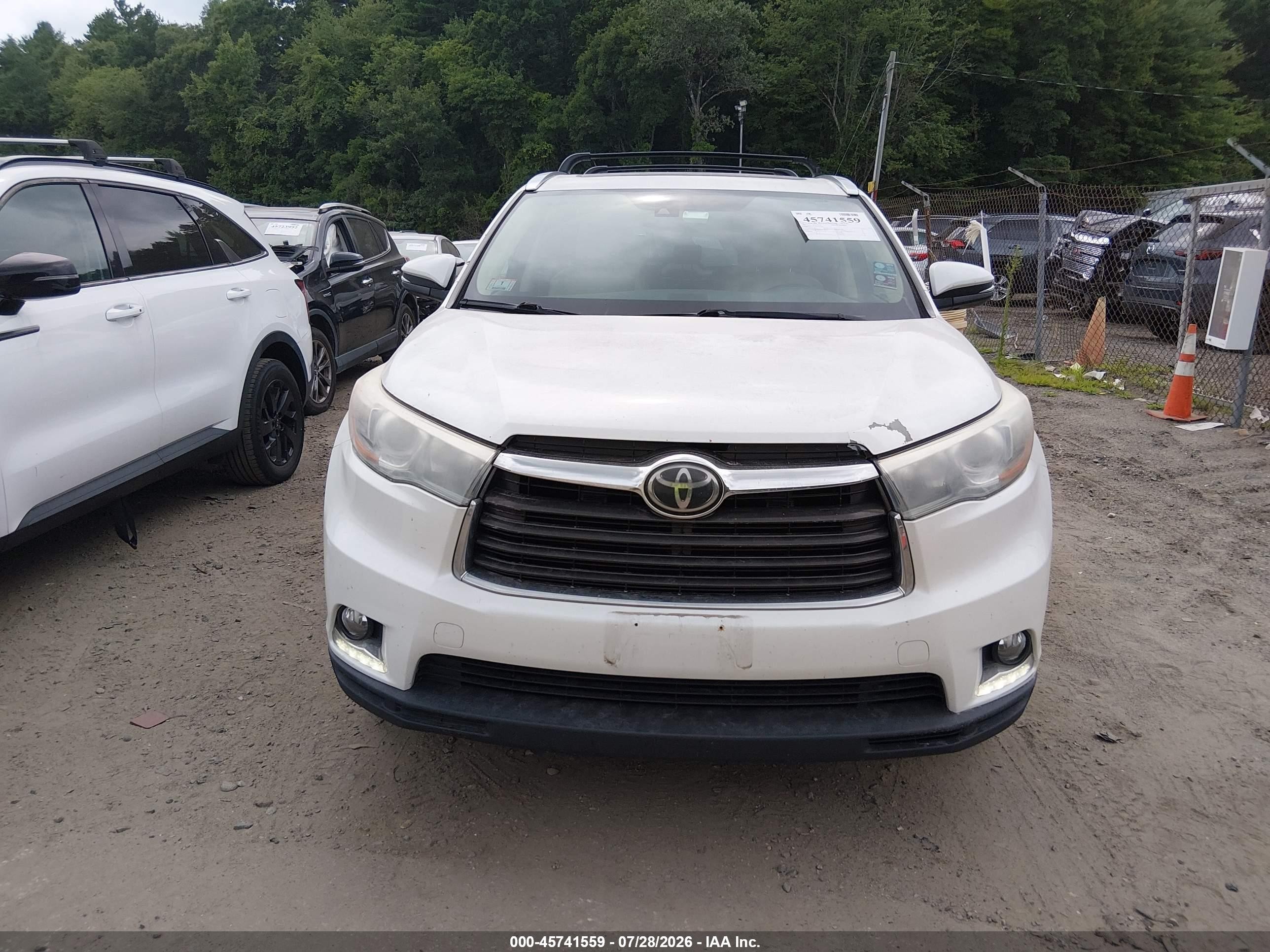 2015 Toyota Highlander Limited Platinum V6 White vin: 5TDDKRFH2FS095650