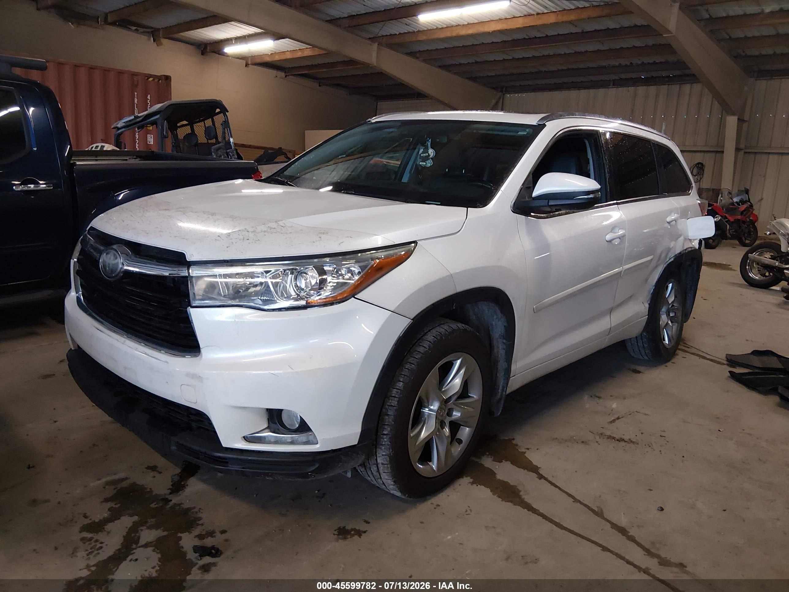 2015 Toyota Highlander Limited Platinum V6 White vin: 5TDDKRFH2FS183954