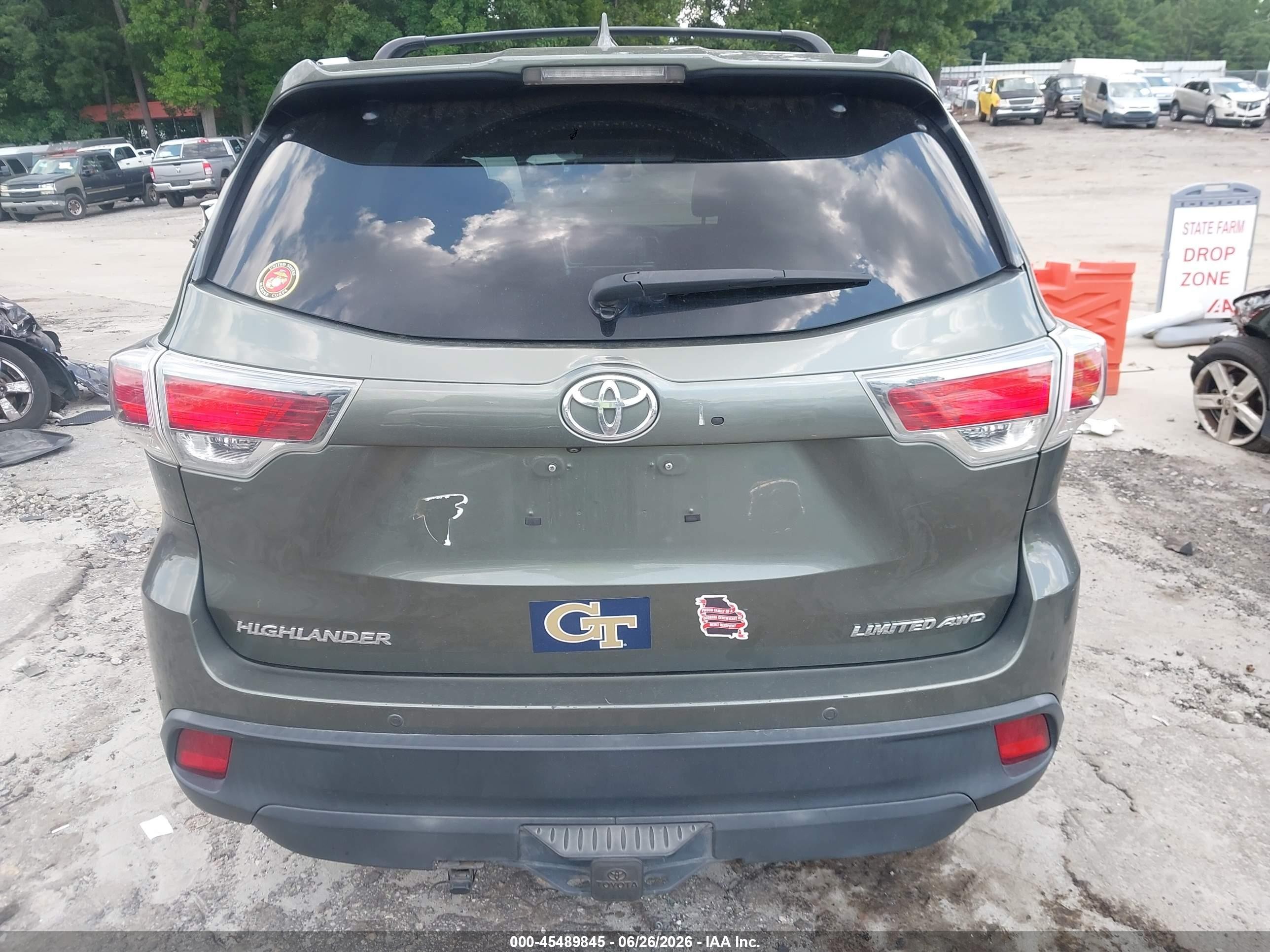 2015 Toyota Highlander Limited Platinum V6 Green vin: 5TDDKRFH2FS187020