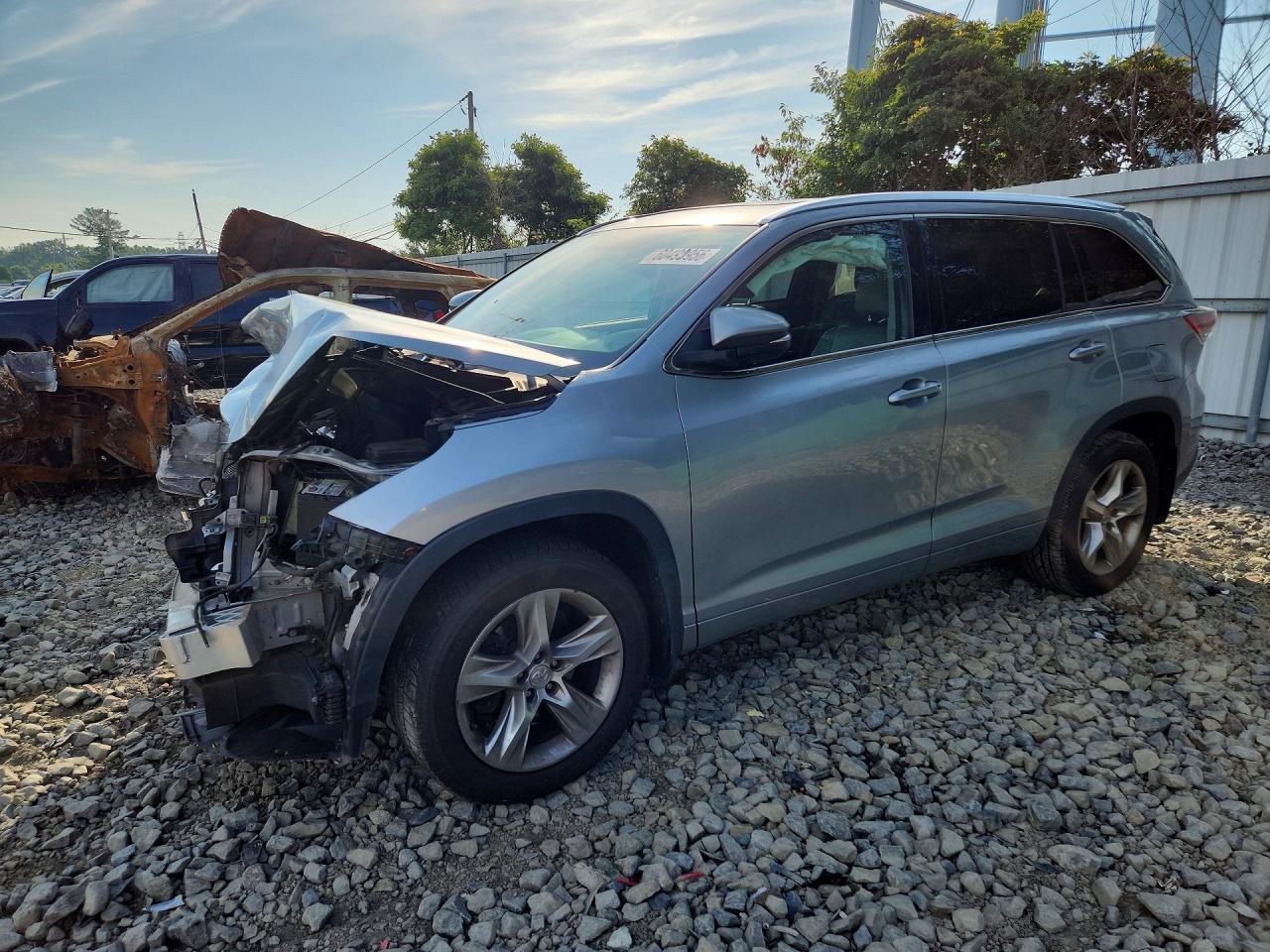 2014 Toyota Highlander Limited Silver vin: 5TDDKRFH3ES027243