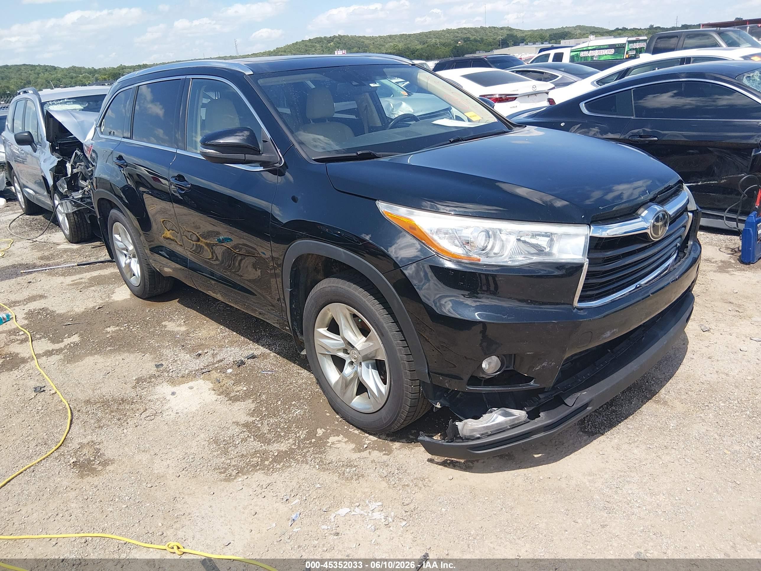2015 Toyota Highlander Limited Platinum V6 Black vin: 5TDDKRFH3FS085385