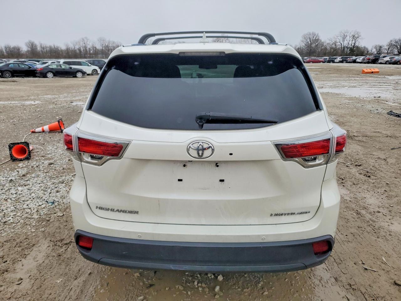 2015 Toyota Highlander Limited White vin: 5TDDKRFH3FS103593