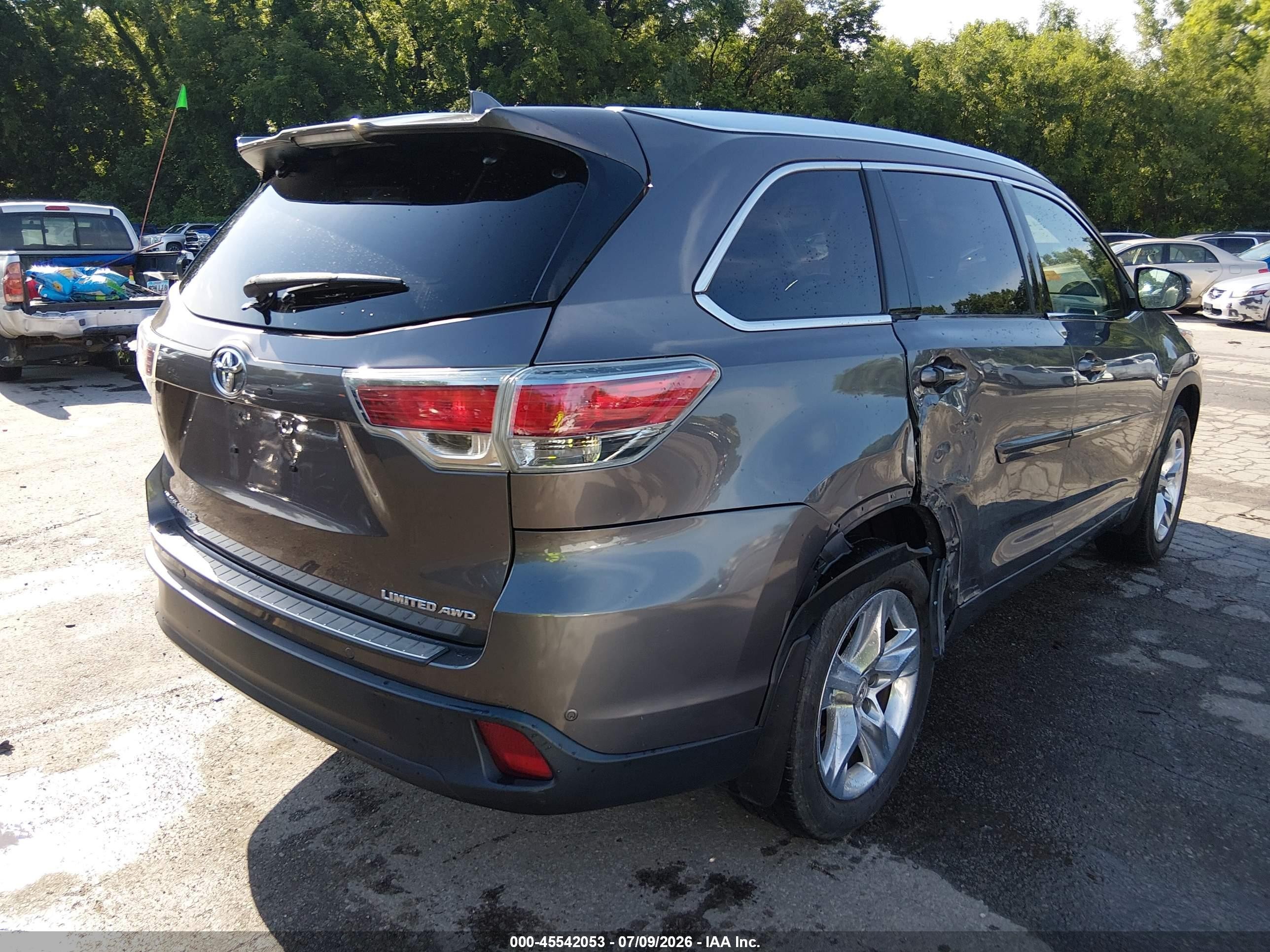 2015 Toyota Highlander Limited Platinum V6 Серый vin: 5TDDKRFH3FS105179