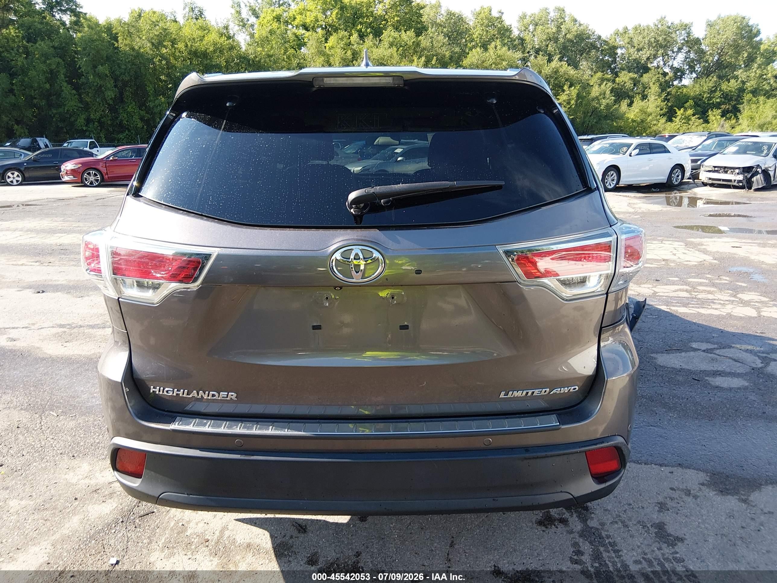 2015 Toyota Highlander Limited Platinum V6 Серый vin: 5TDDKRFH3FS105179