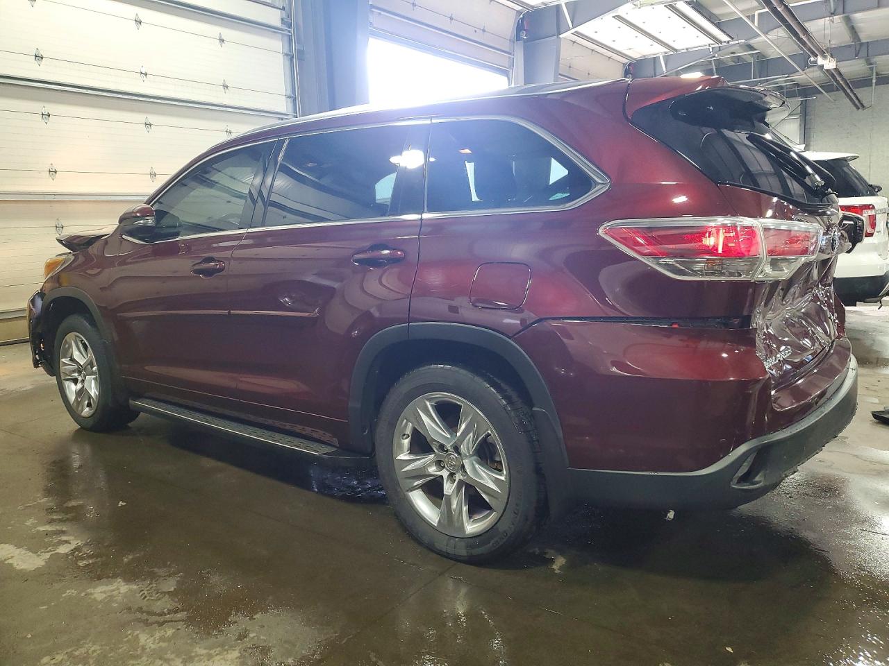2015 Toyota Highlander Limited Platinum Maroon vin: 5TDDKRFH3FS114450
